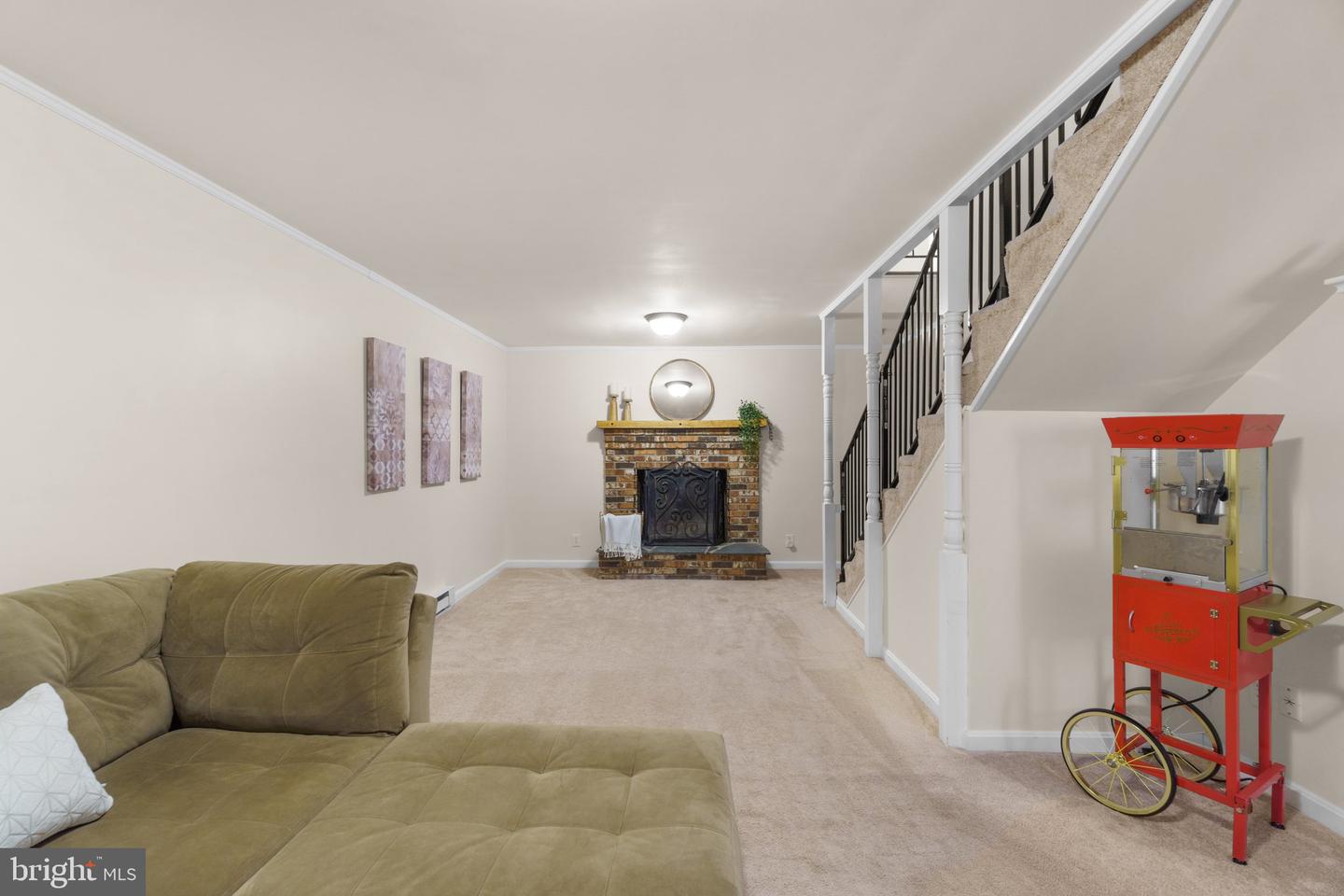 5821 Corporal Jones COURT