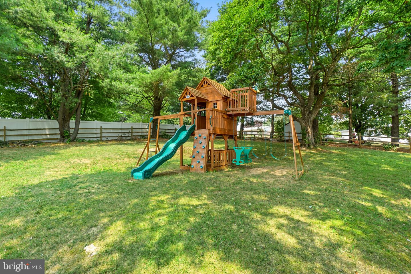 5821 Corporal Jones COURT