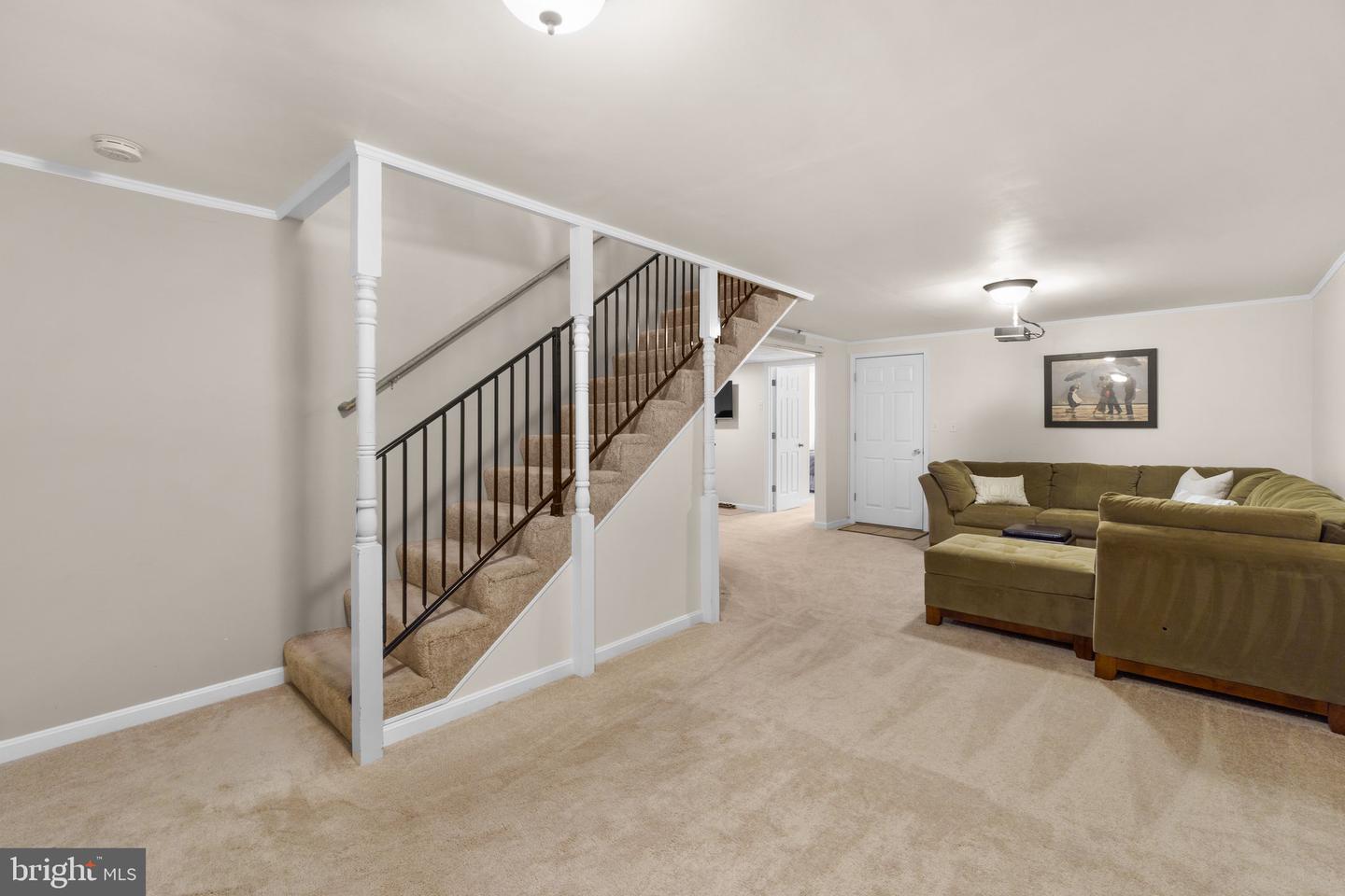 5821 Corporal Jones COURT