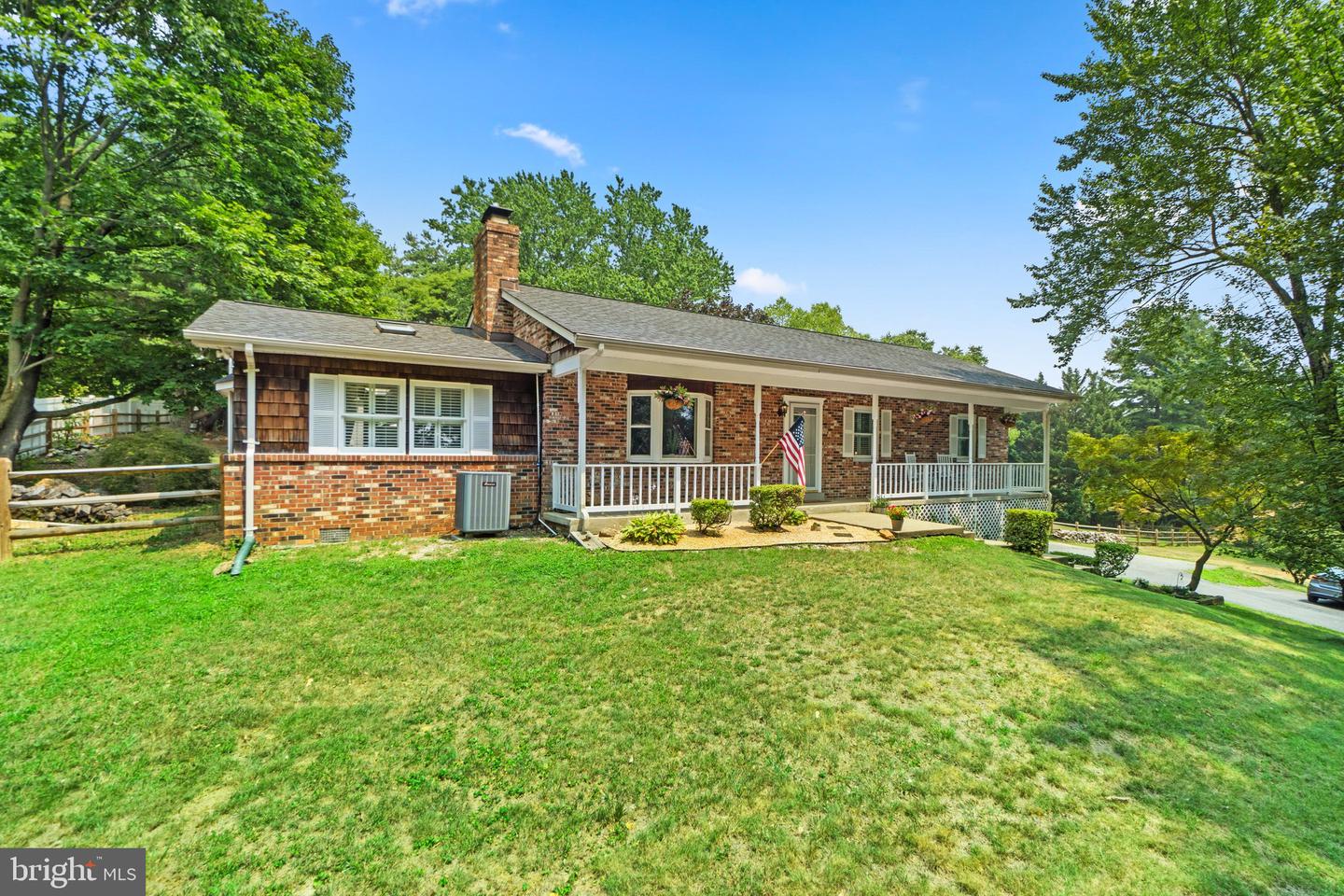 5821 Corporal Jones COURT
