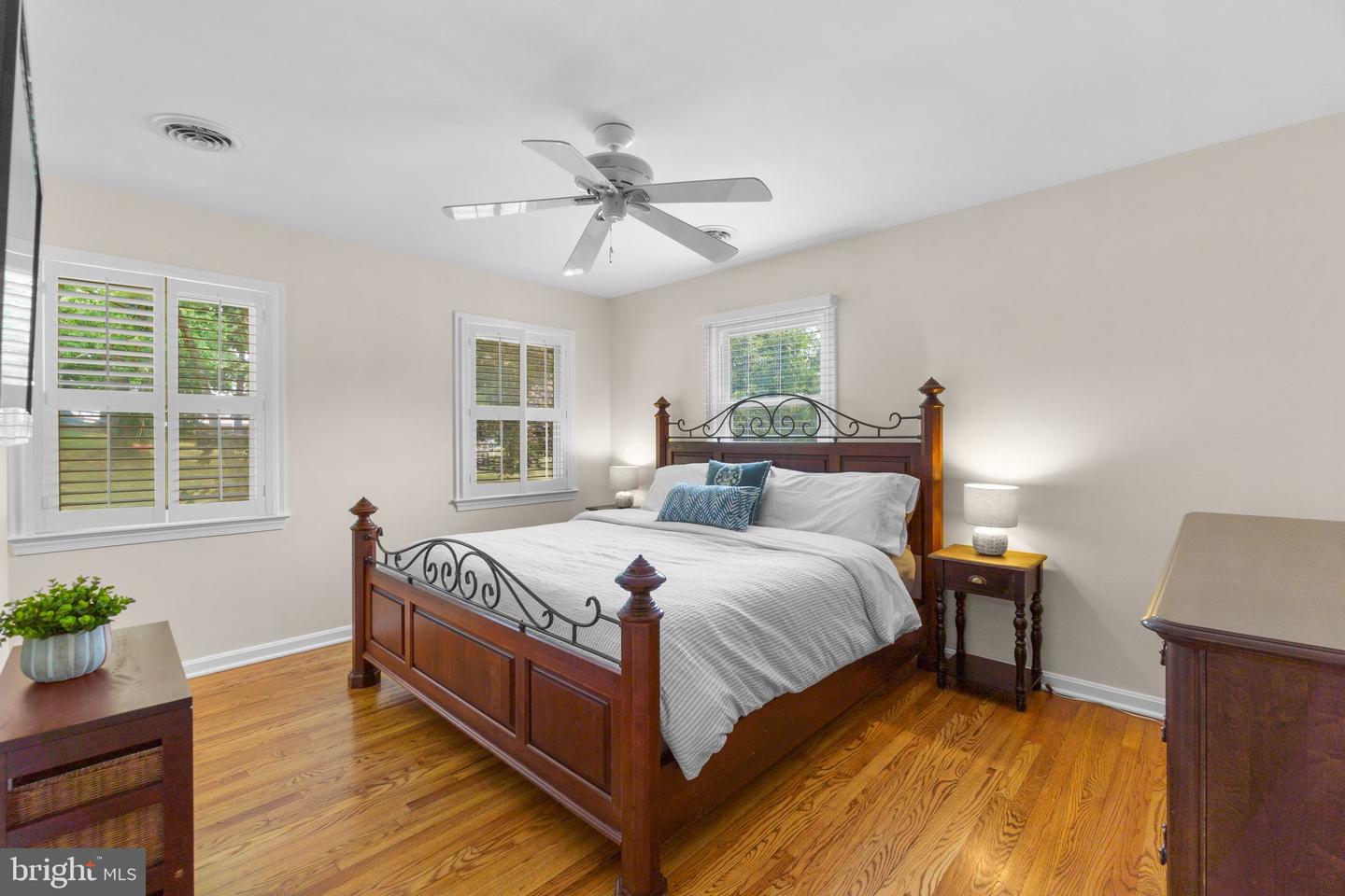 5821 Corporal Jones COURT