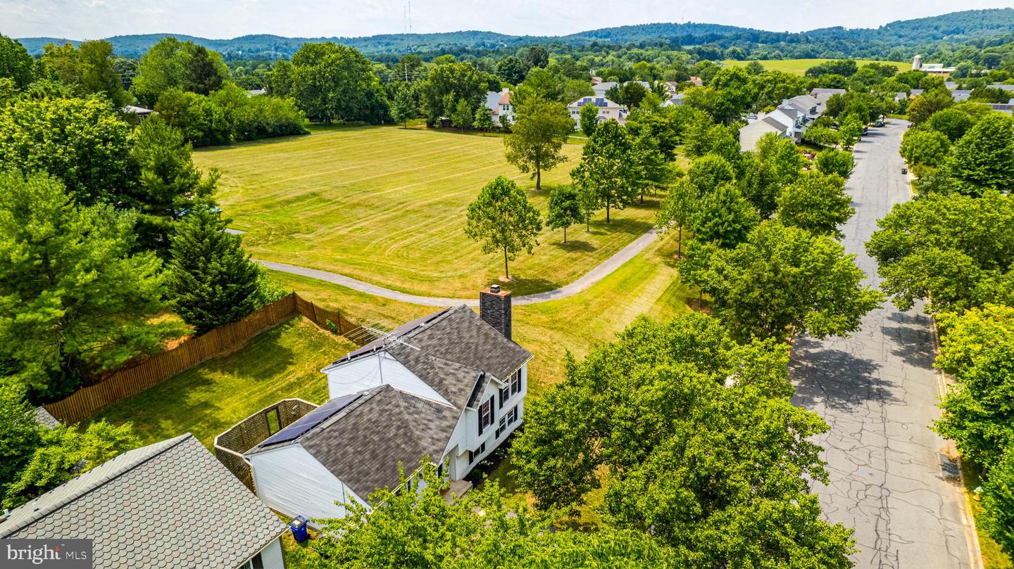 1420 Hunting Horn LANE