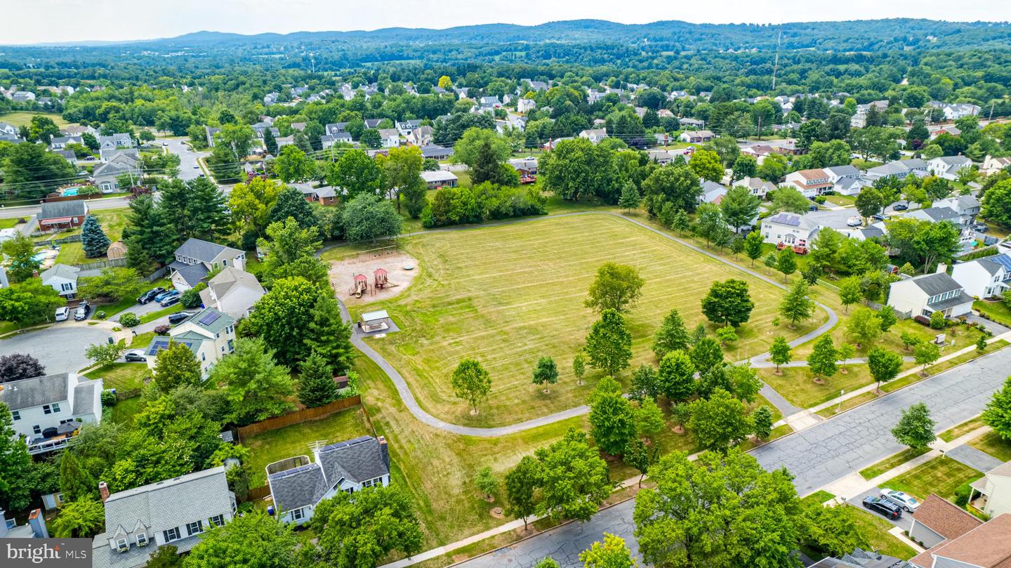 1420 Hunting Horn LANE