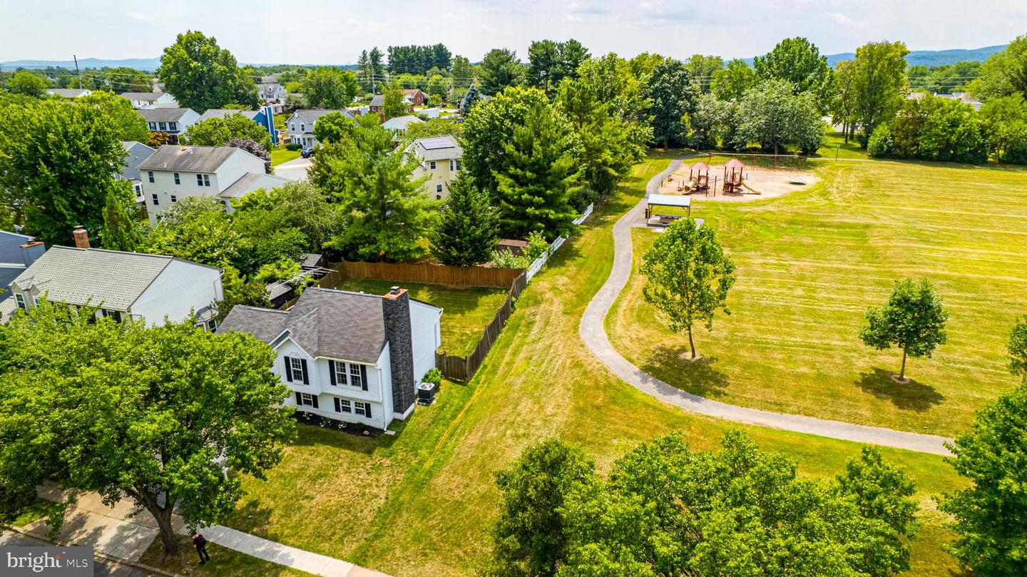 1420 Hunting Horn LANE