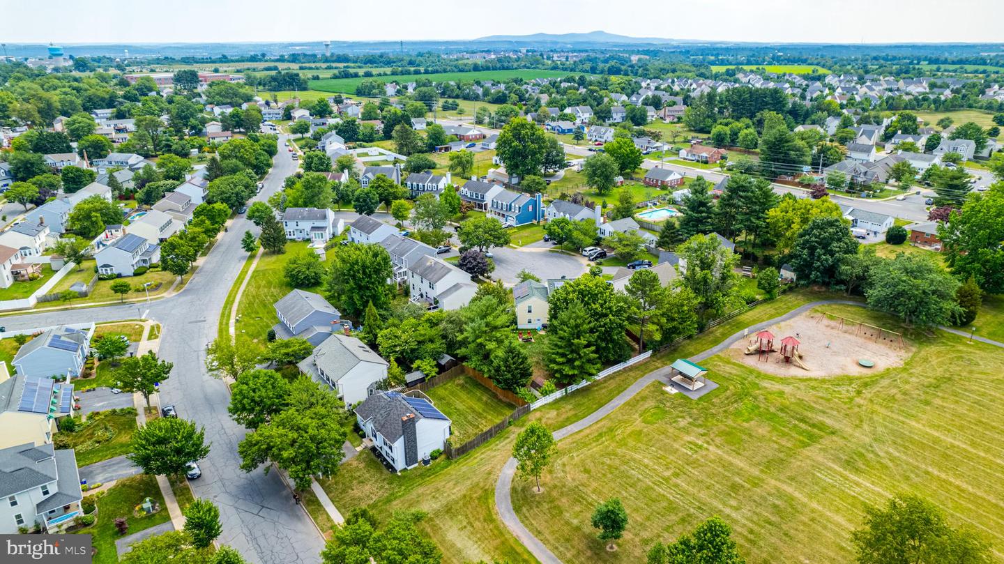 1420 Hunting Horn LANE