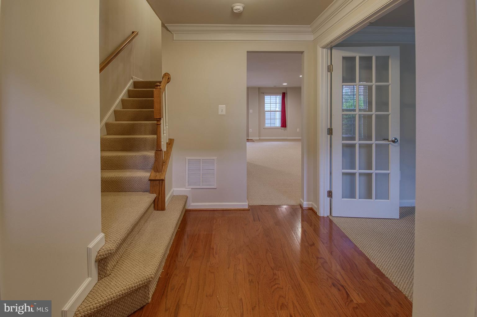 2704 Egret WAY