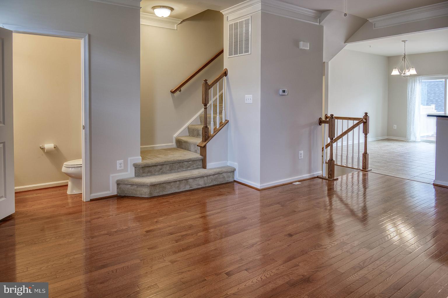 2704 Egret WAY
