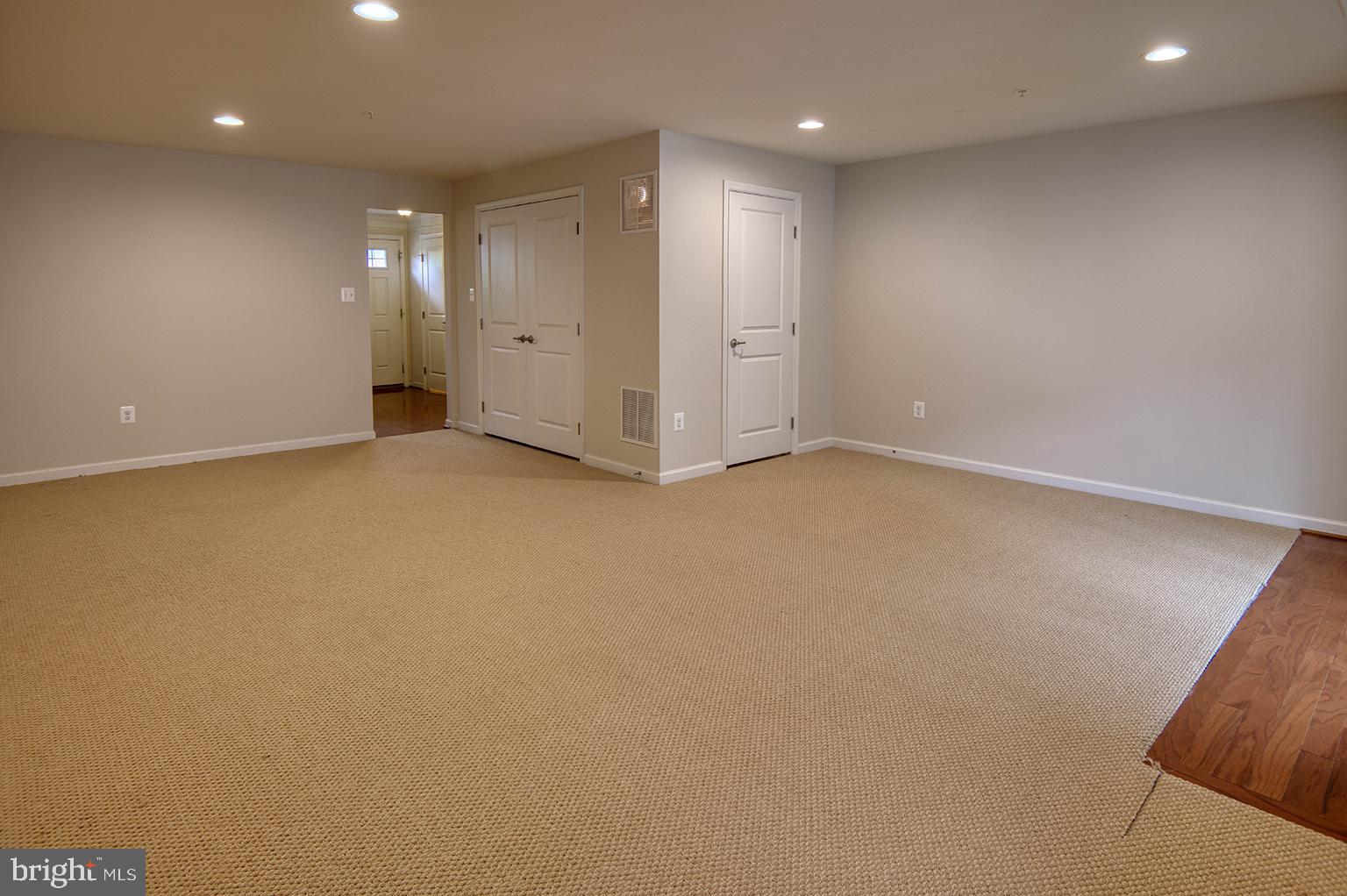 2704 Egret WAY