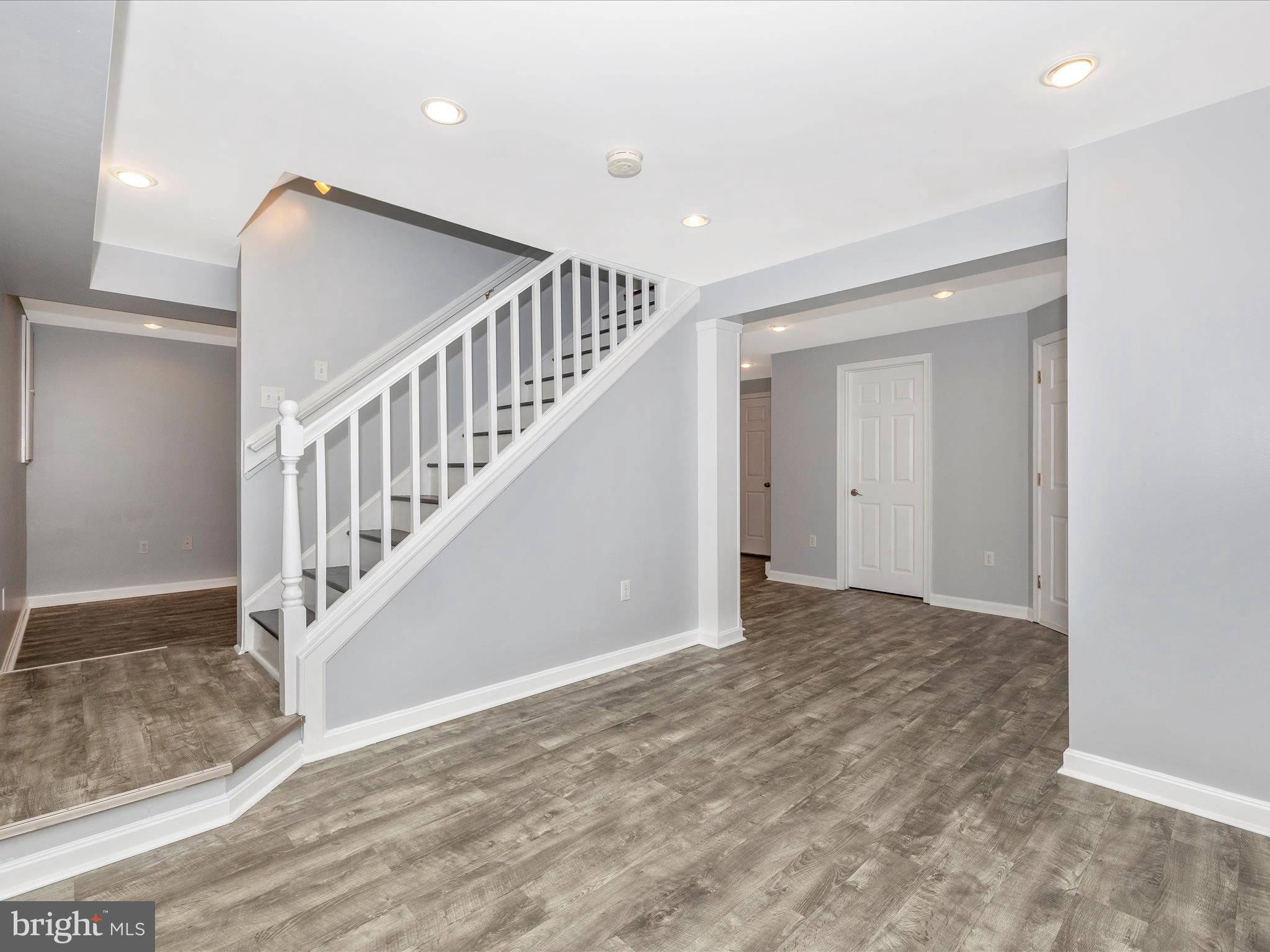 10805 Lake Square COURT