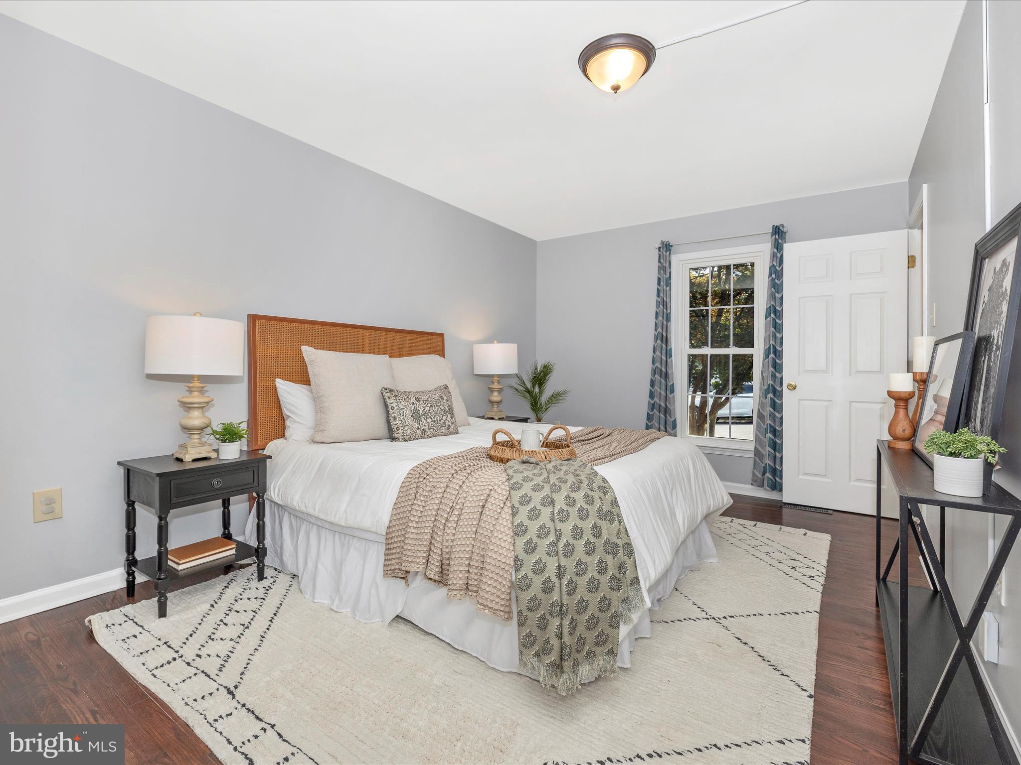 10805 Lake Square COURT