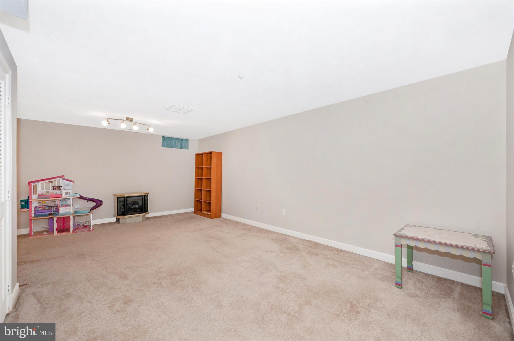 5640 Rockledge COURT
