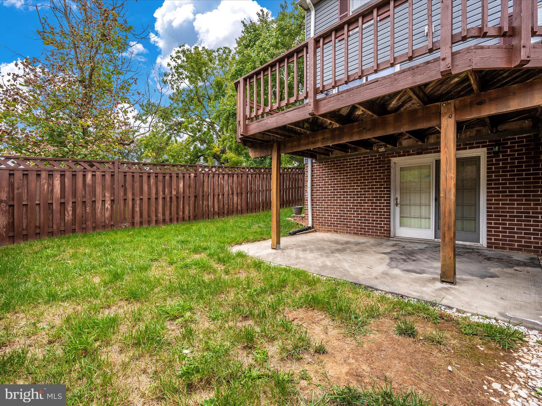 7983 Thrush COURT
