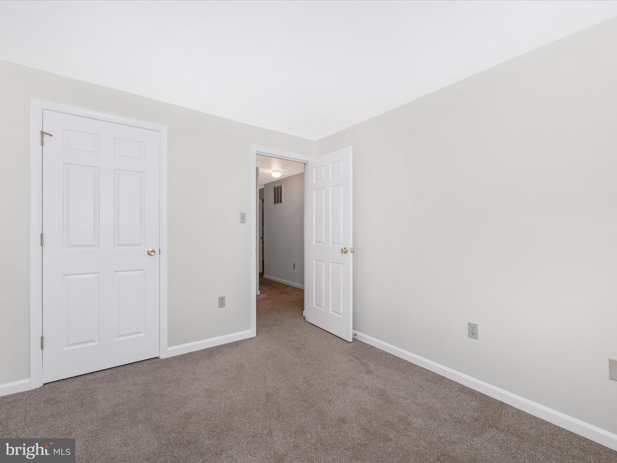 7983 Thrush COURT