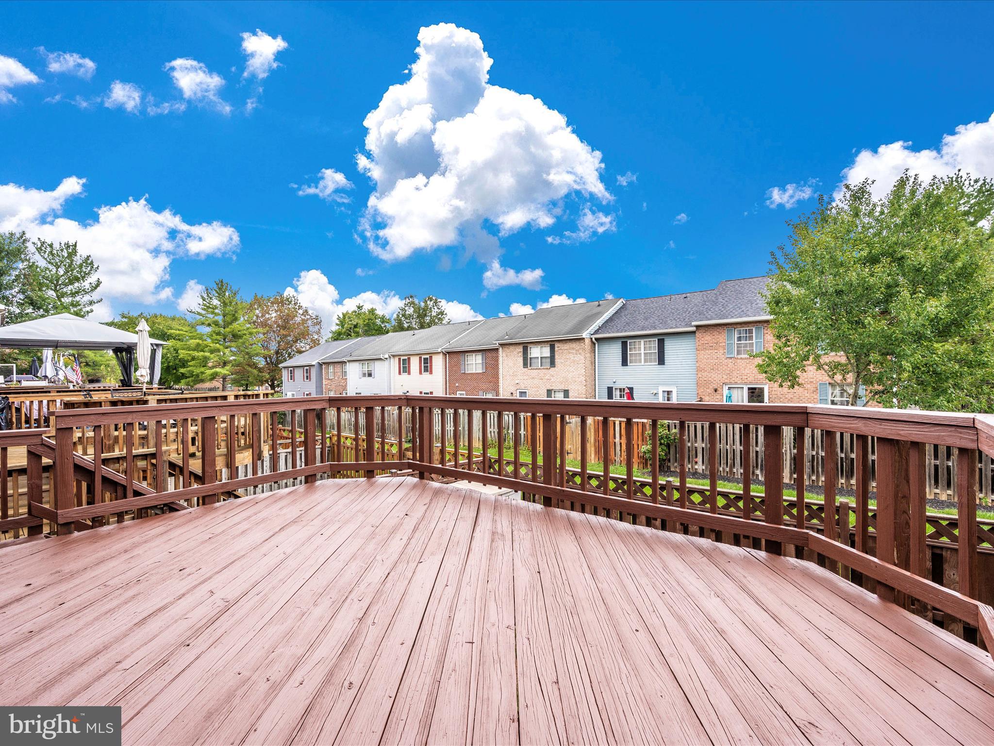 7983 Thrush COURT