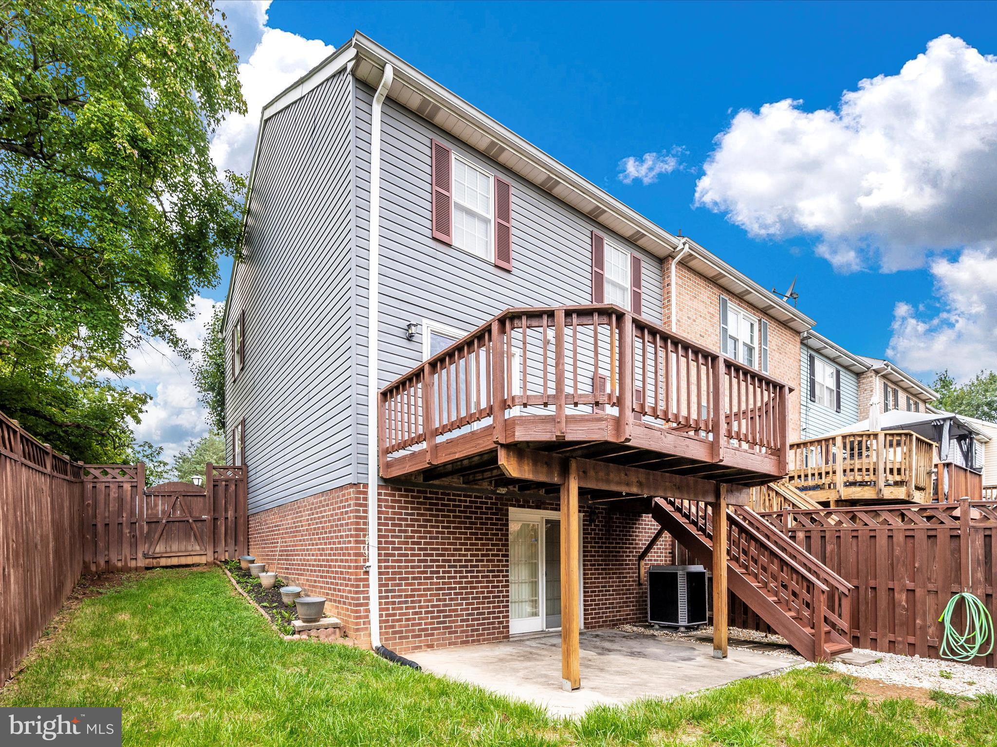 7983 Thrush COURT