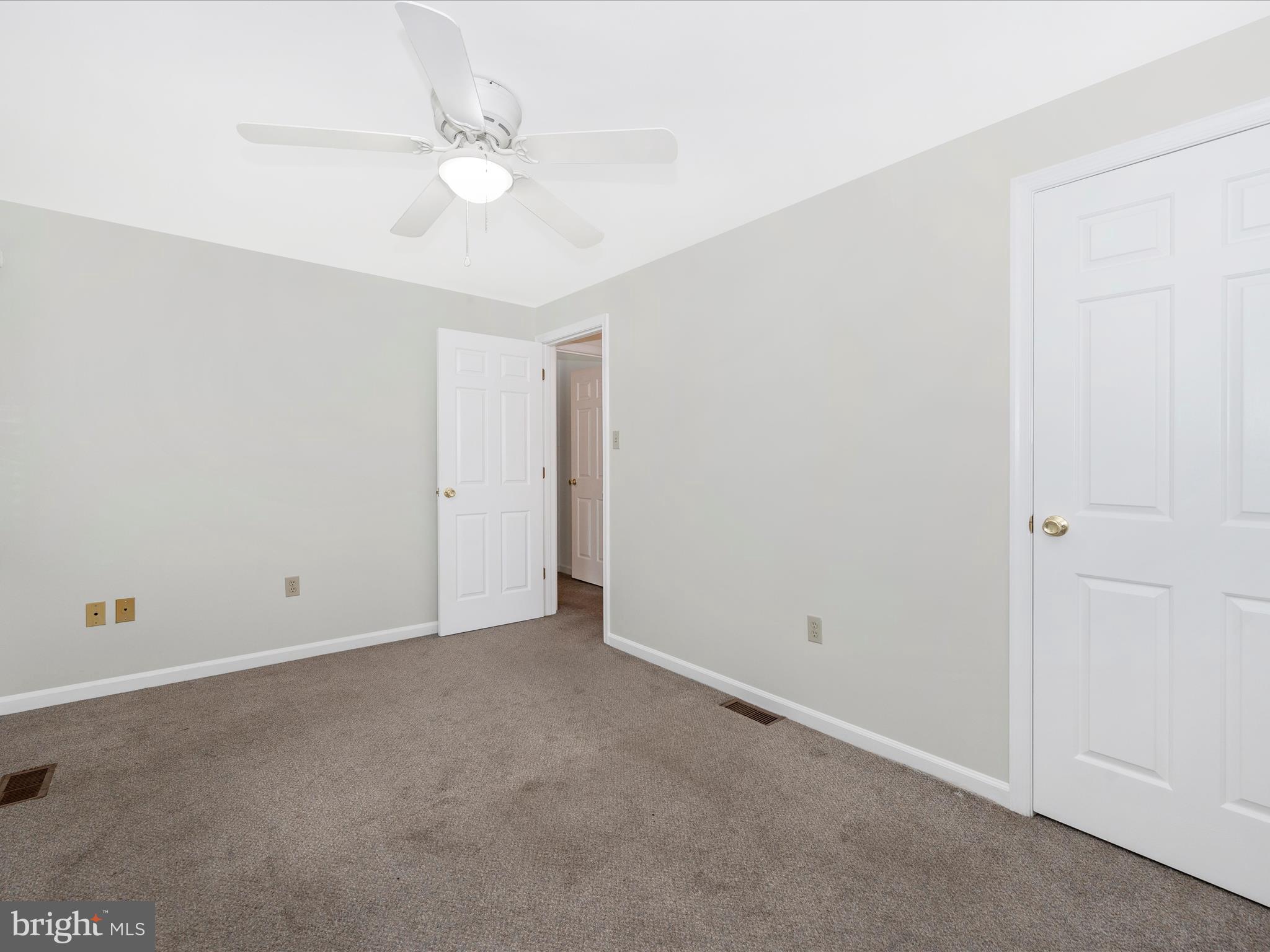 7983 Thrush COURT