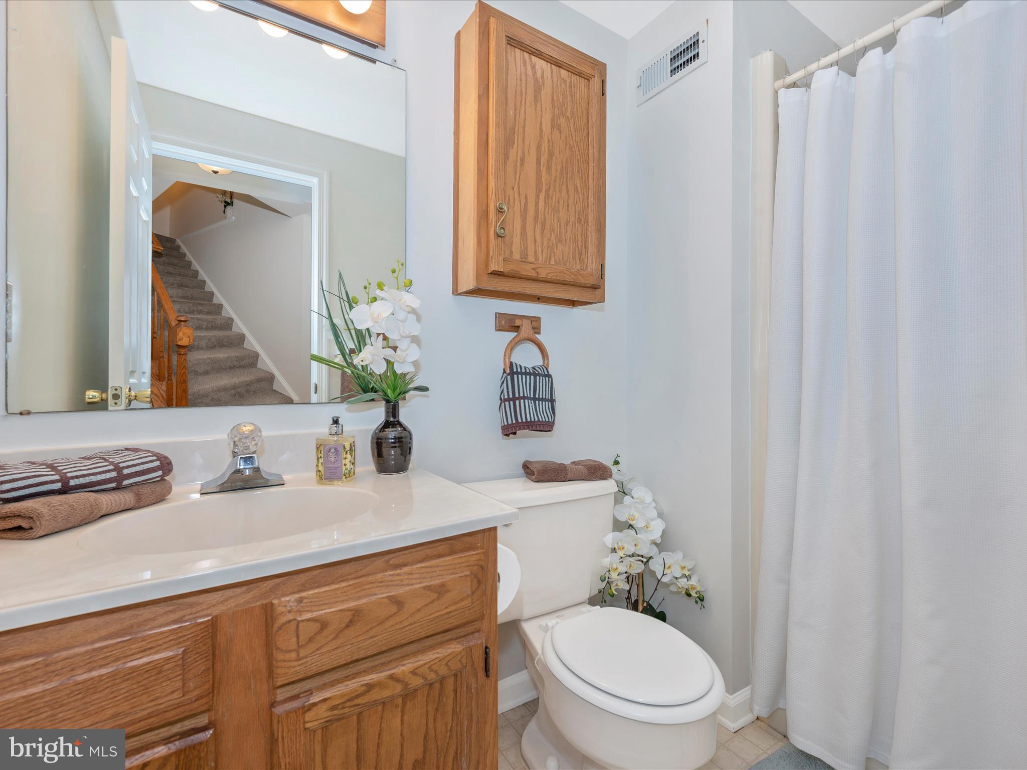 7983 Thrush COURT