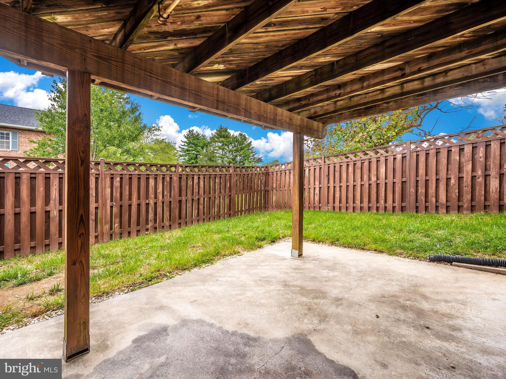 7983 Thrush COURT