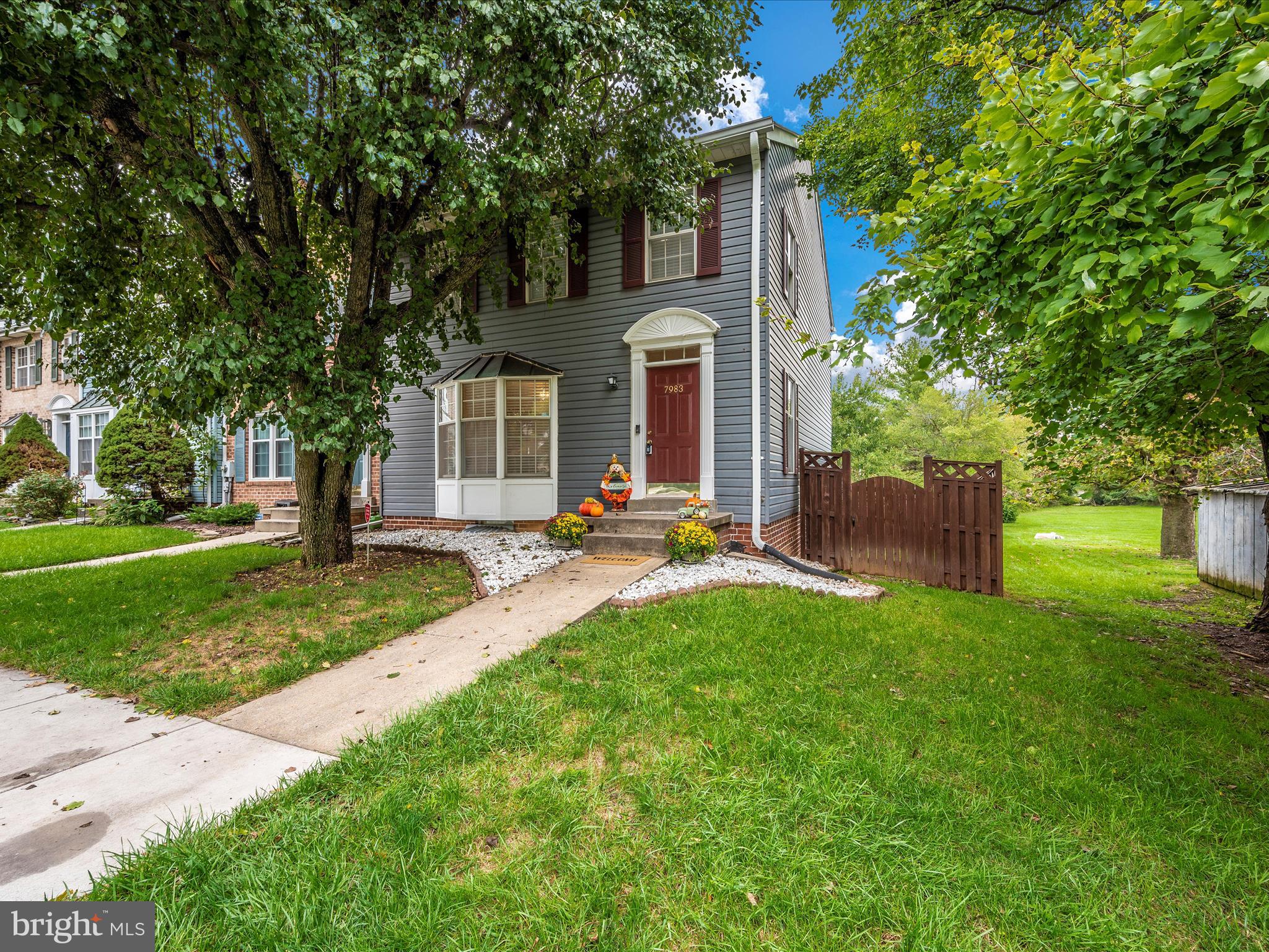 7983 Thrush COURT
