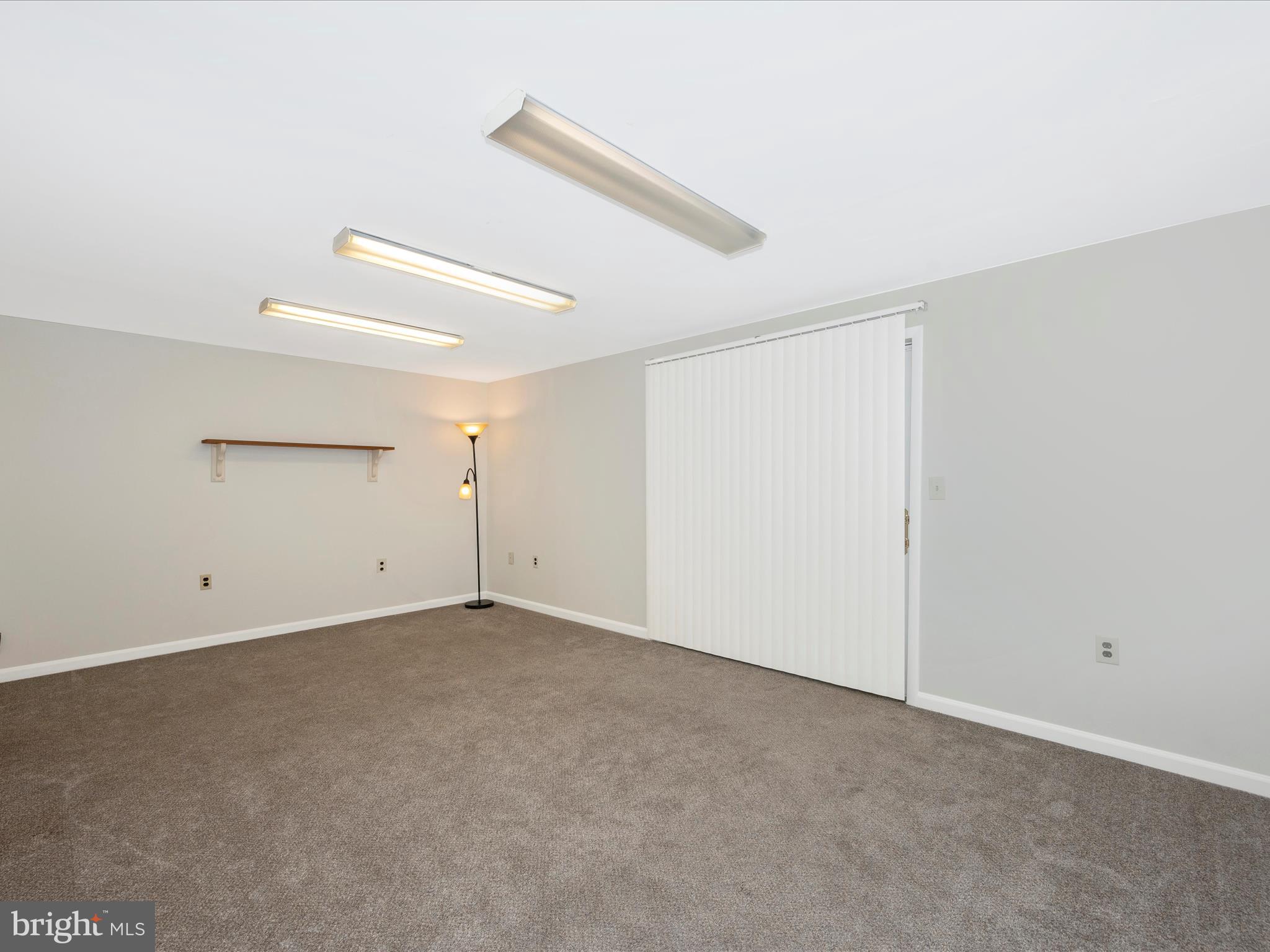 7983 Thrush COURT