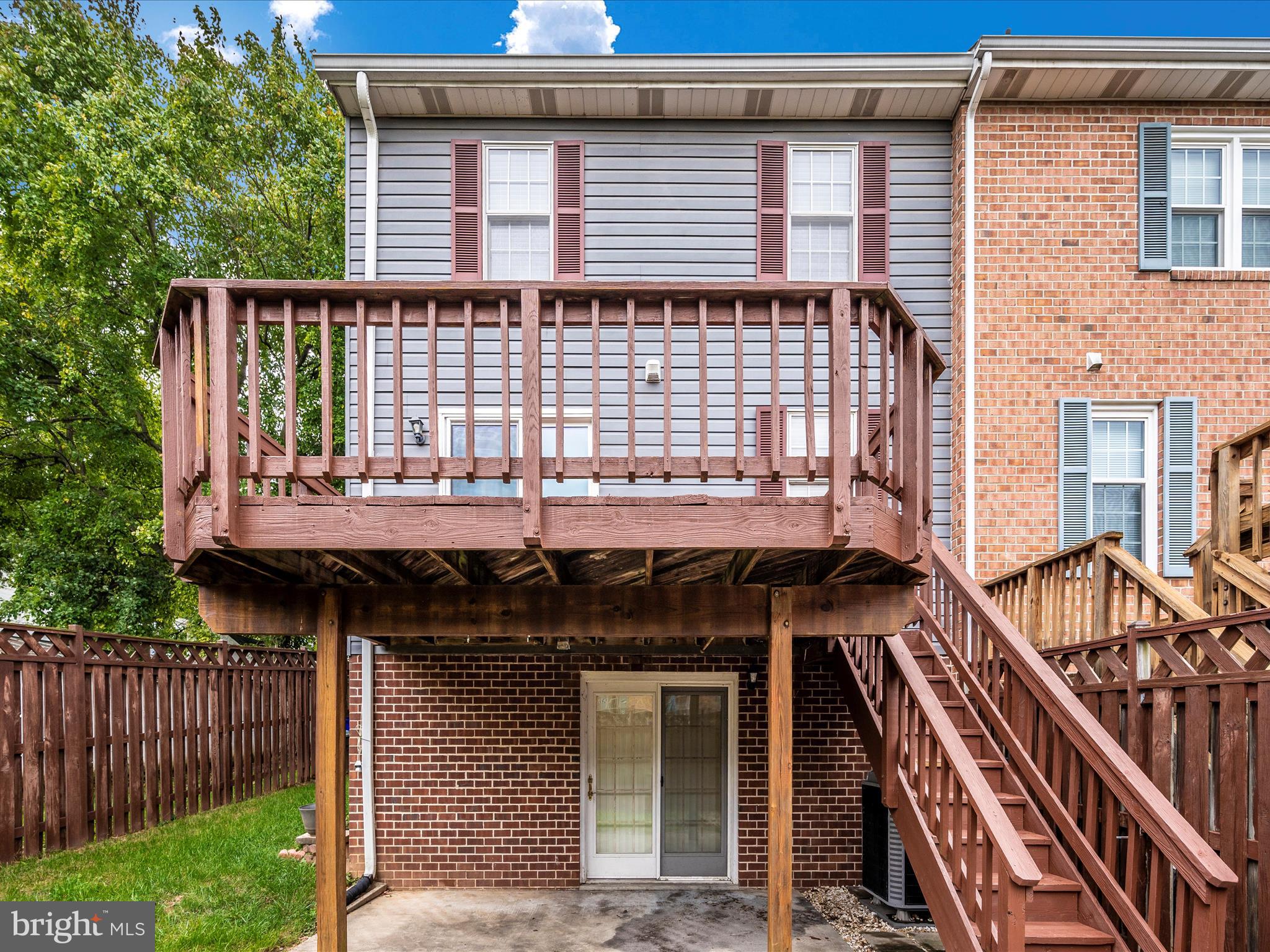 7983 Thrush COURT