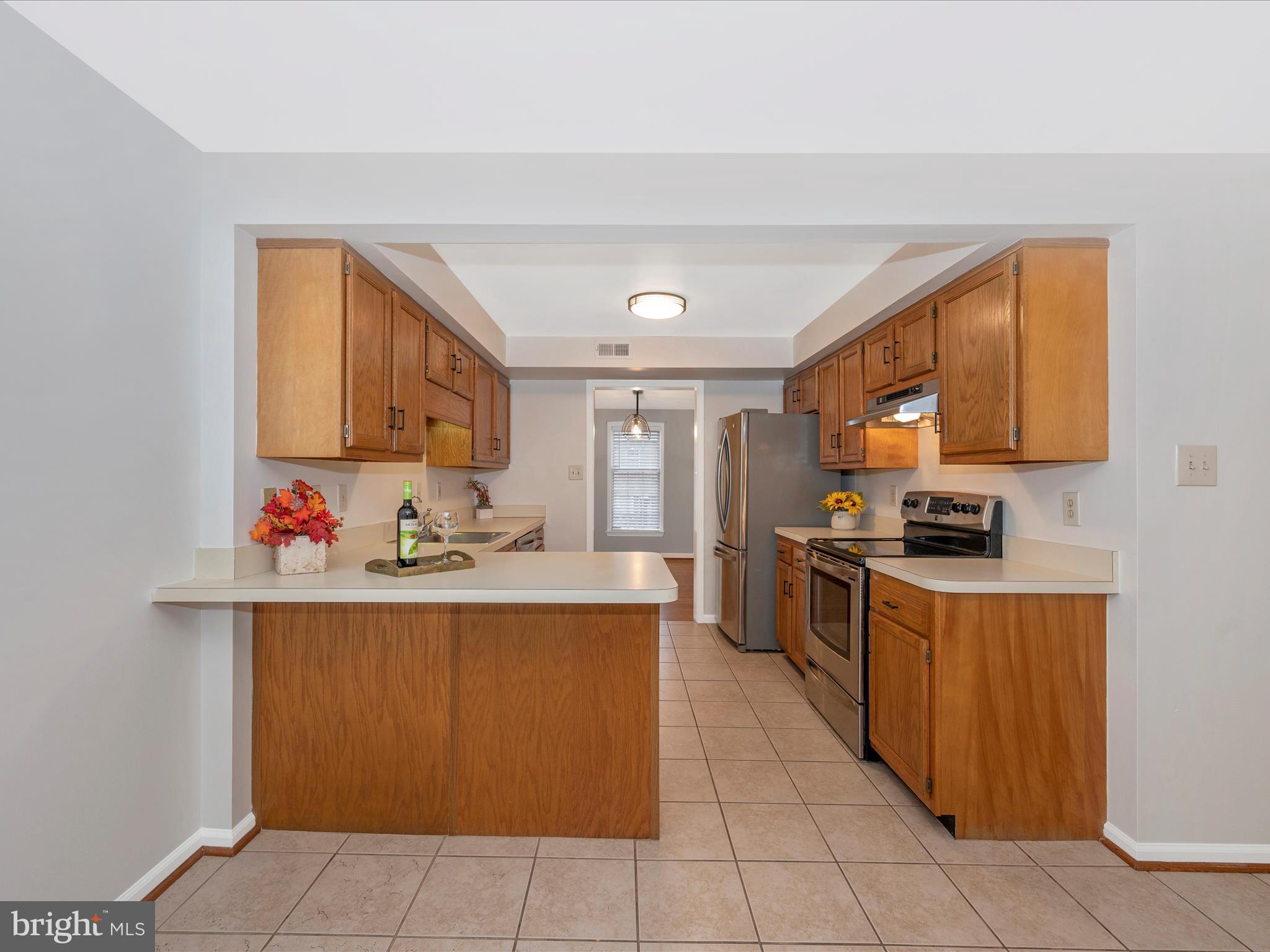 7983 Thrush COURT