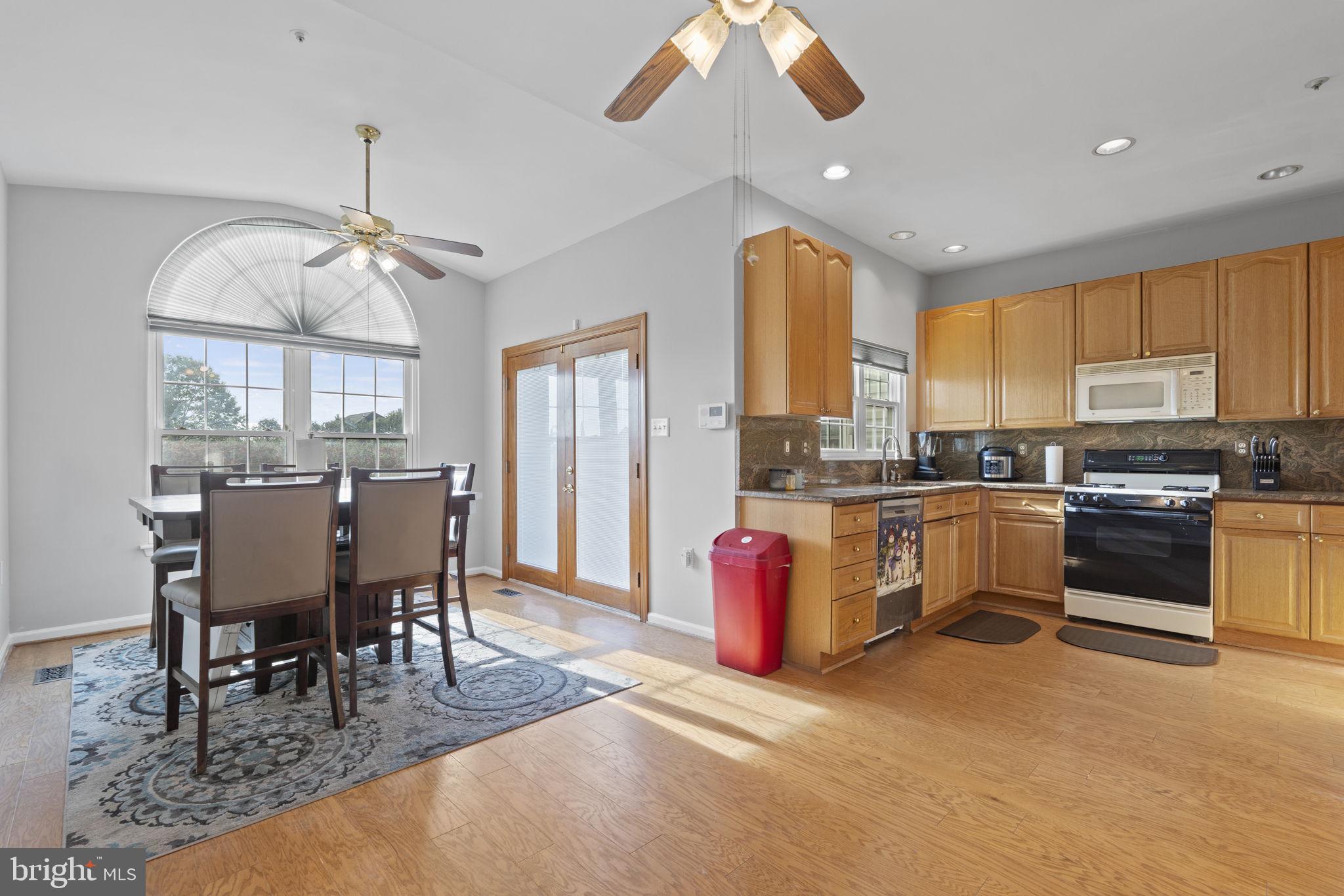2652 Cameron WAY