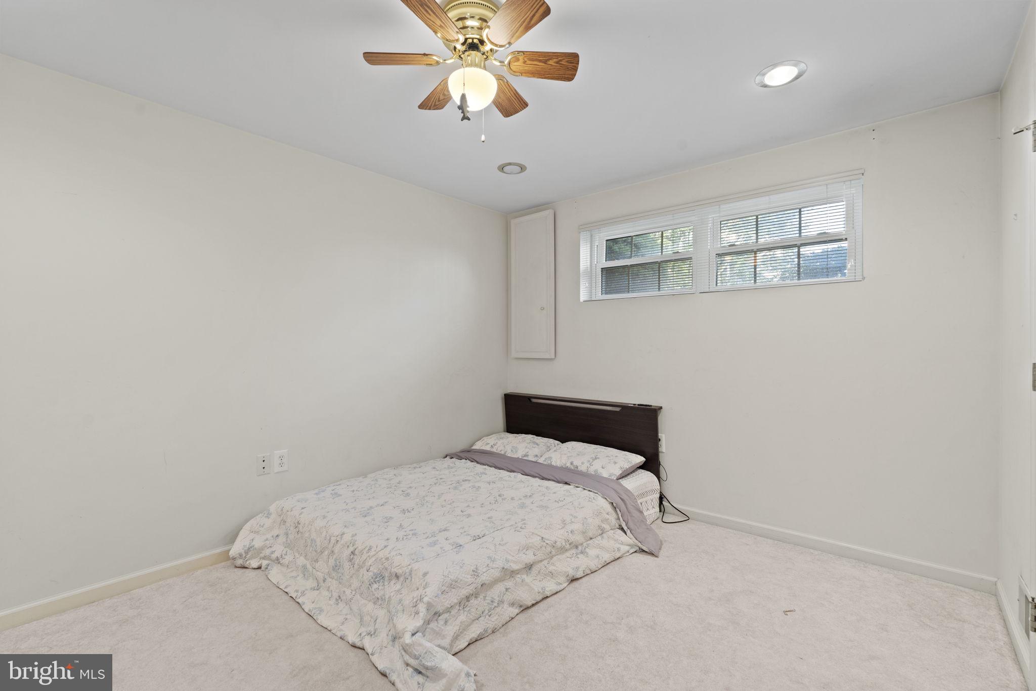 2652 Cameron WAY