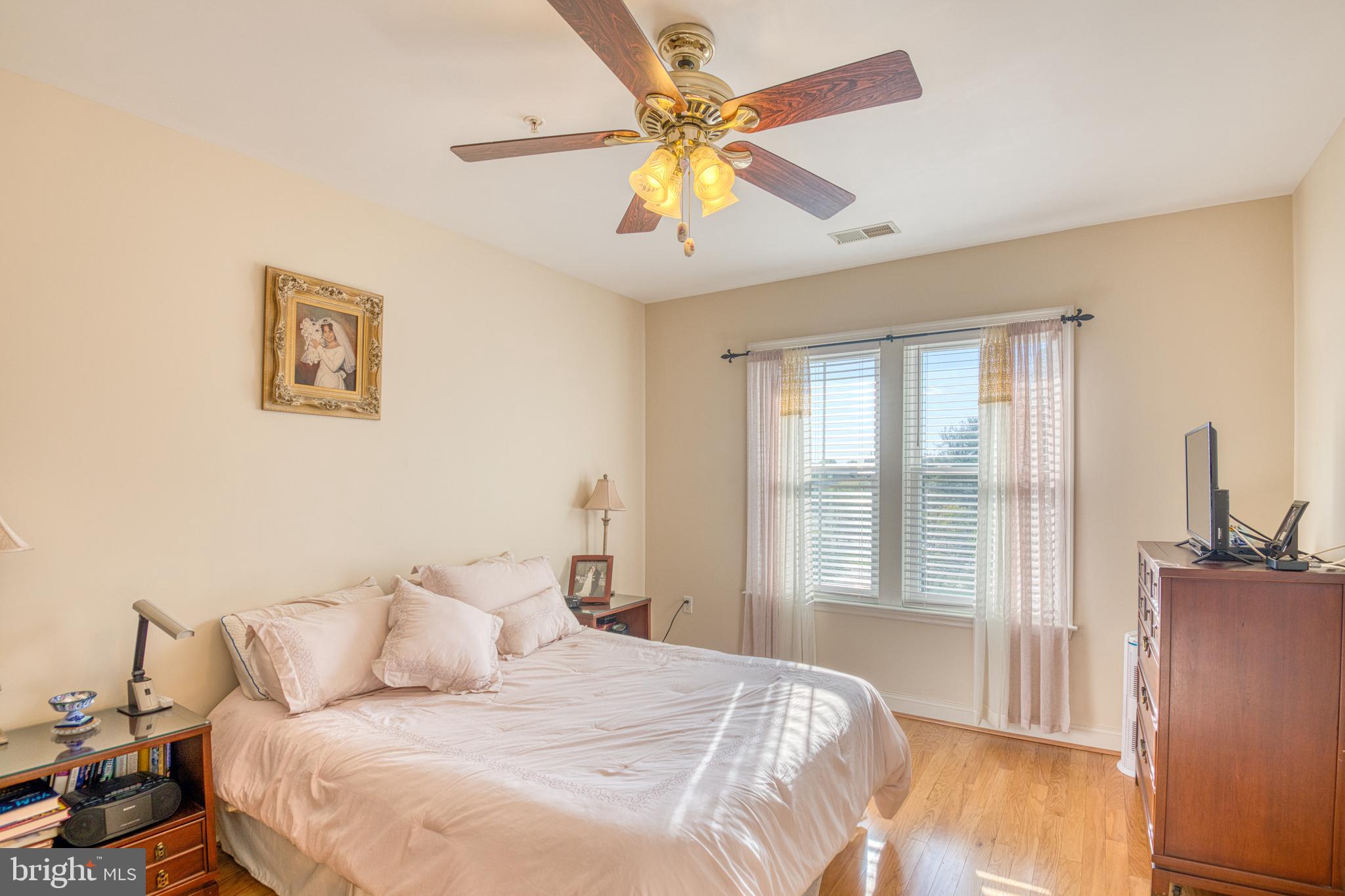 2500 Waterside DRIVE Unit: 303