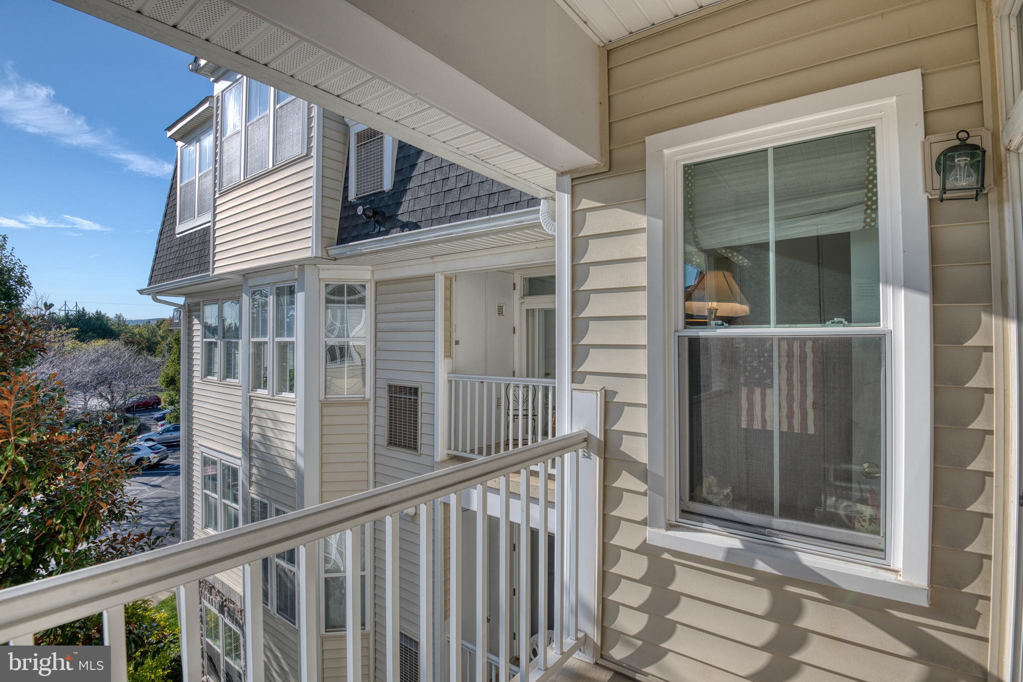 2500 Waterside DRIVE Unit: 303