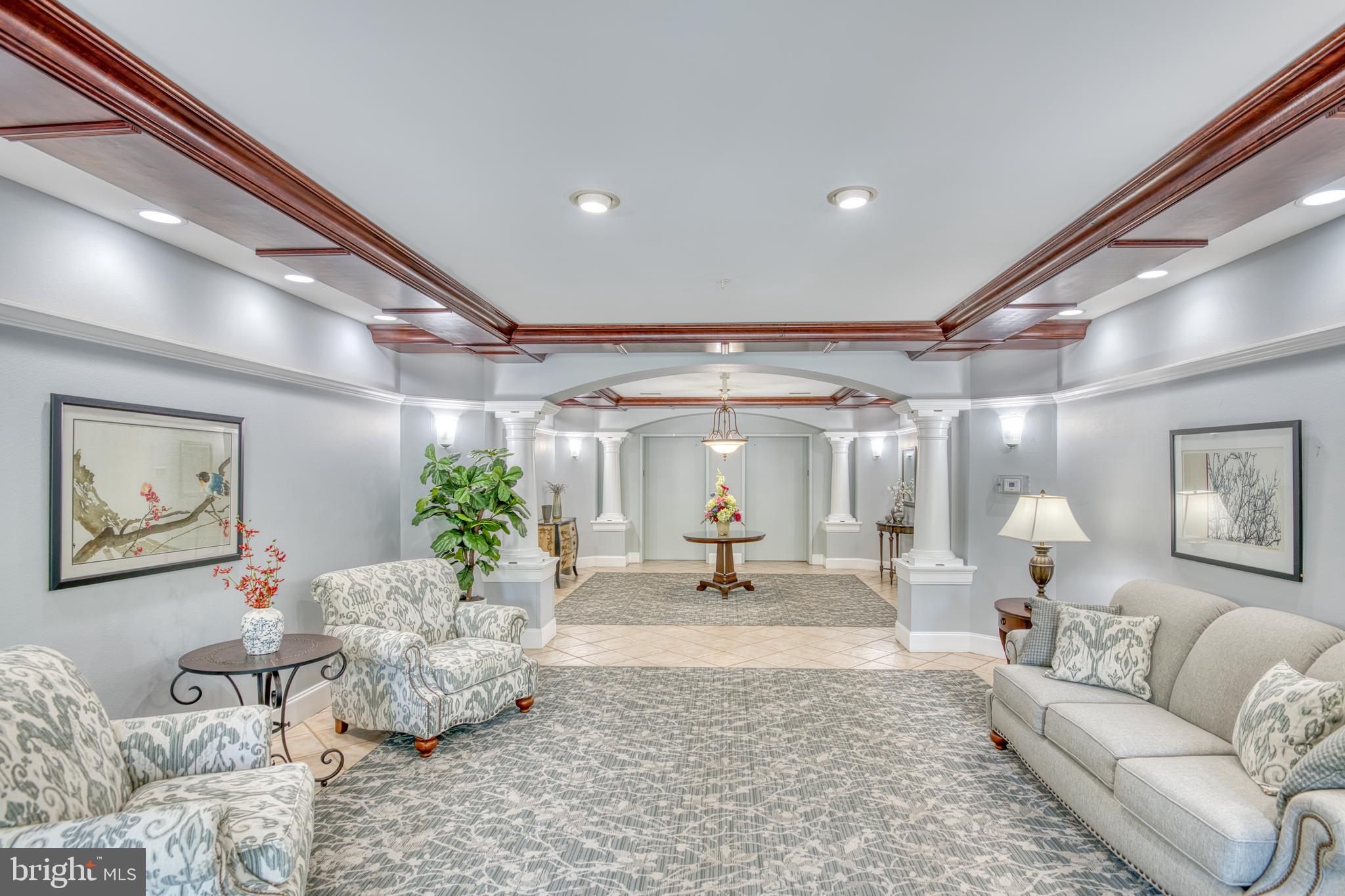 2500 Waterside DRIVE Unit: 303