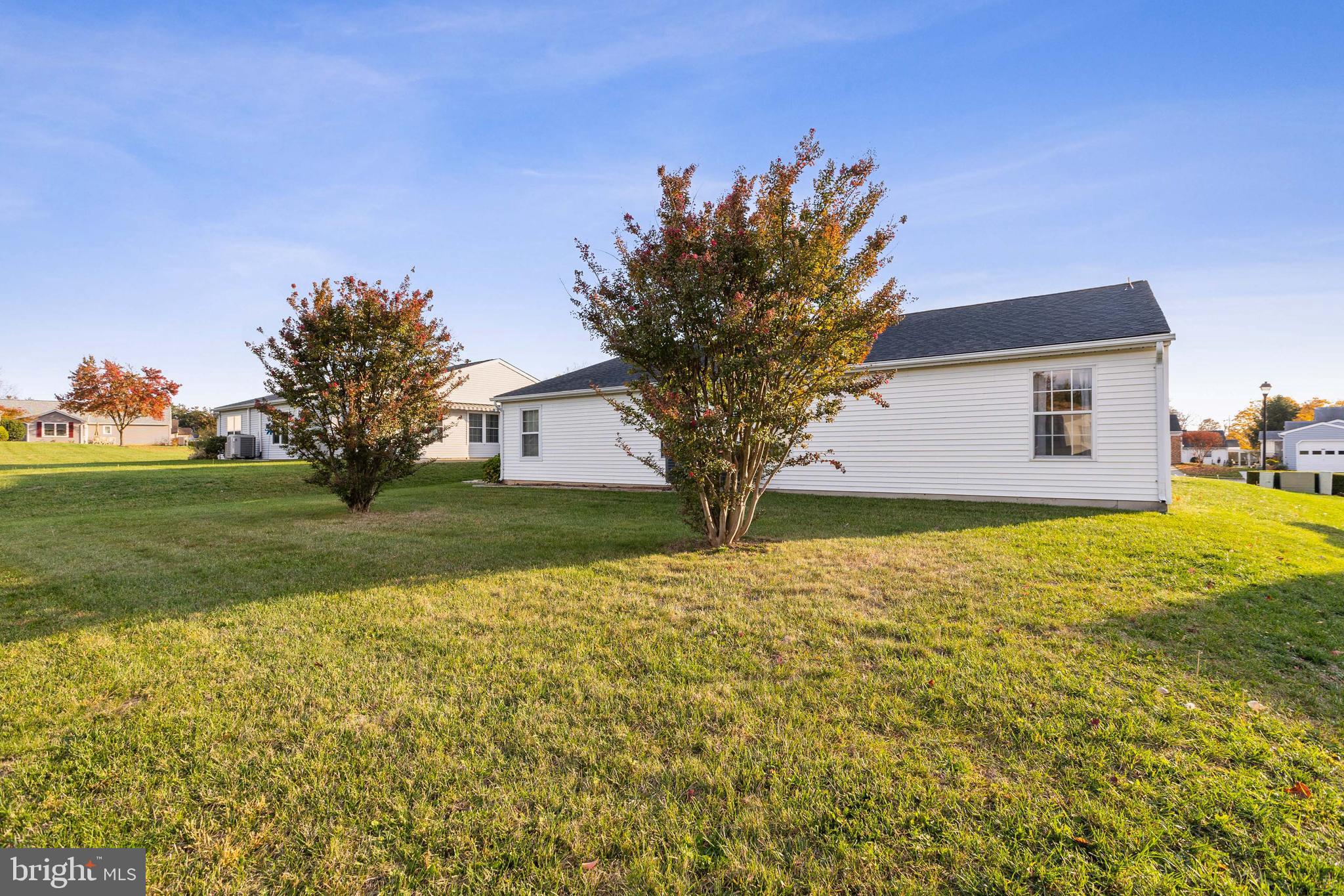 5692 Crabapple DRIVE