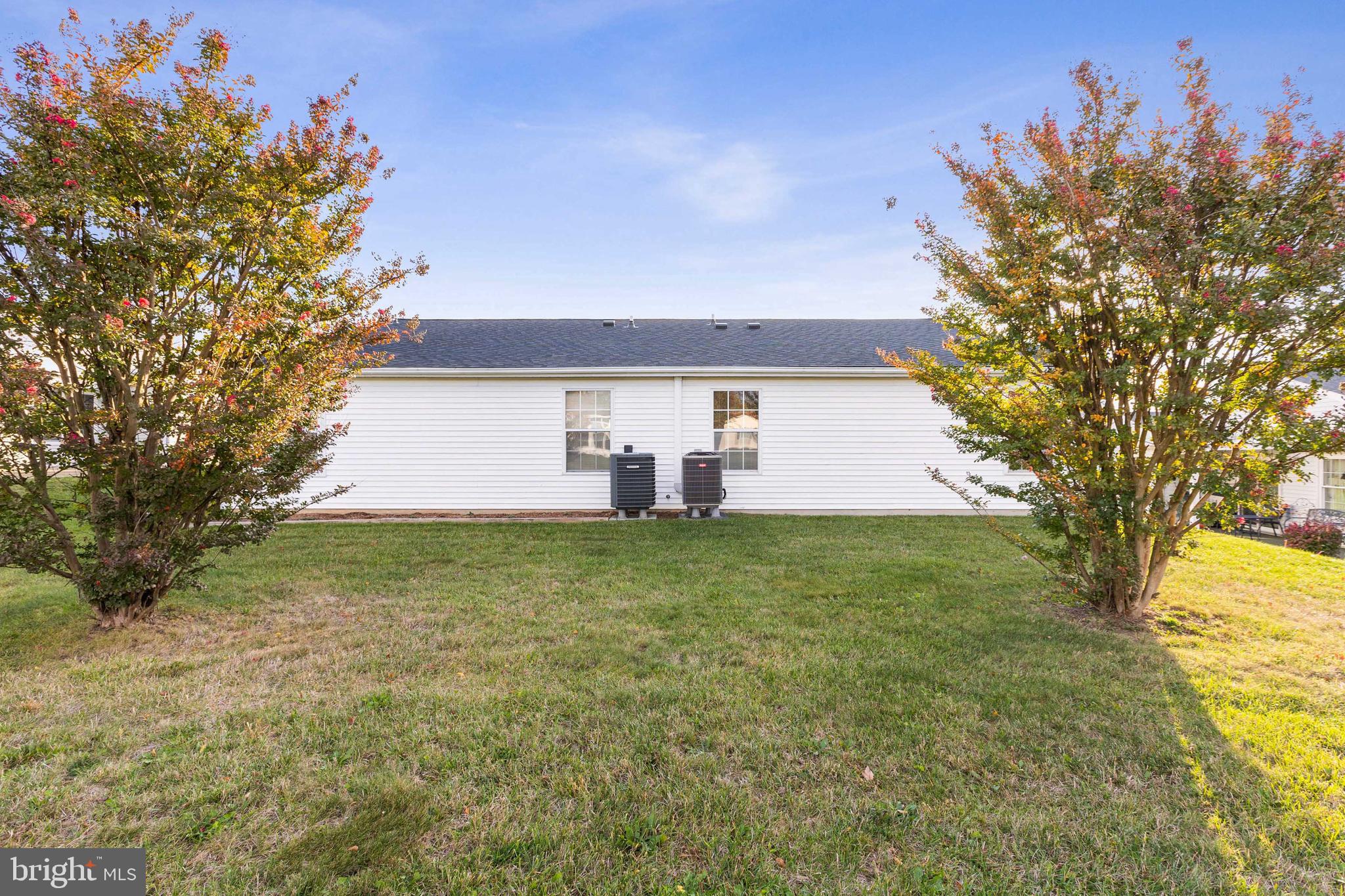 5692 Crabapple DRIVE