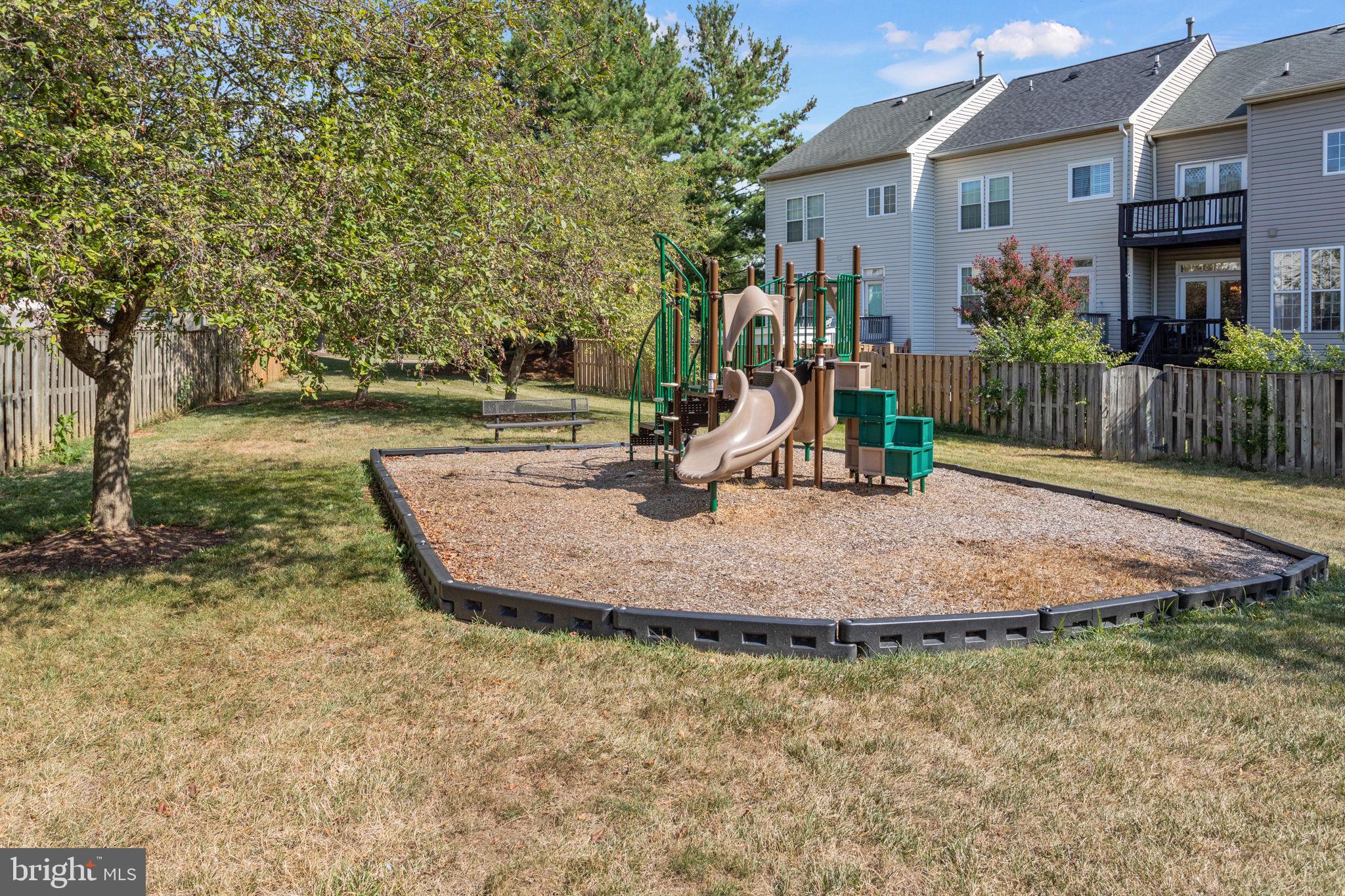 6601 Skylar PLACE