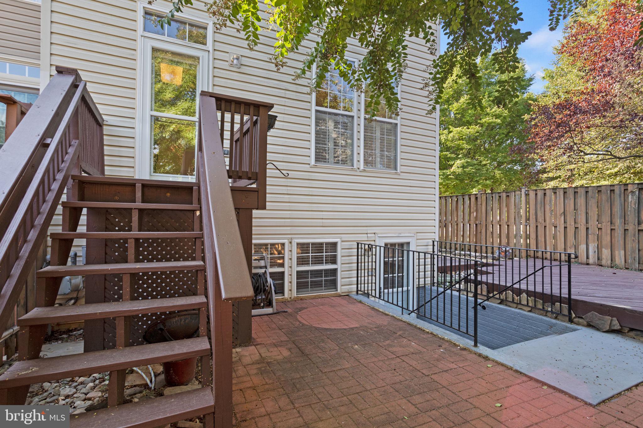 6601 Skylar PLACE