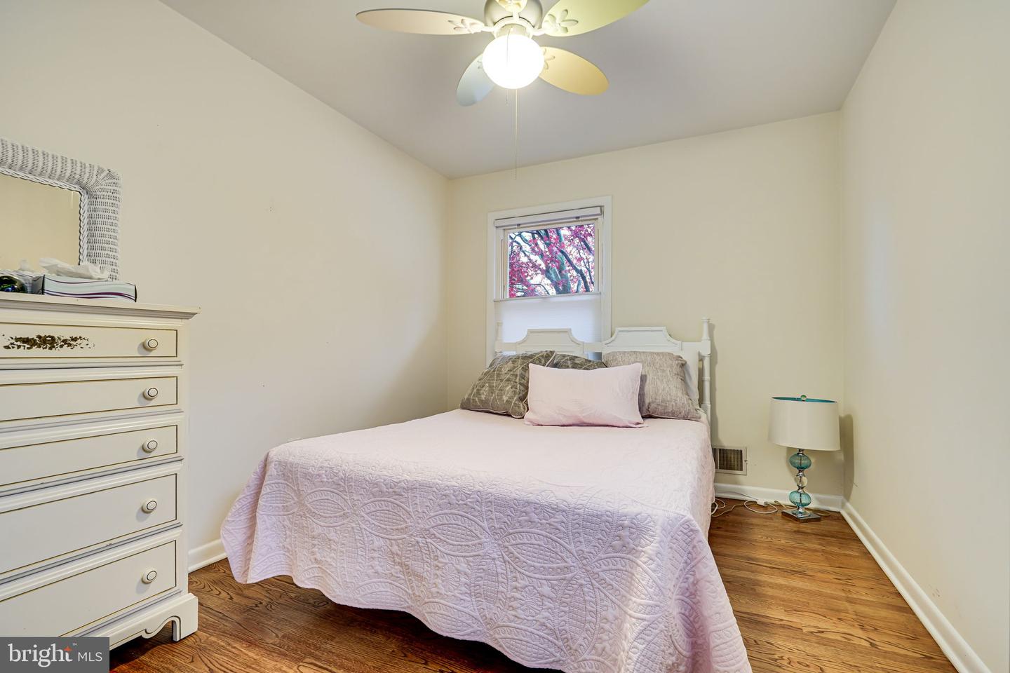 1116 Young PLACE