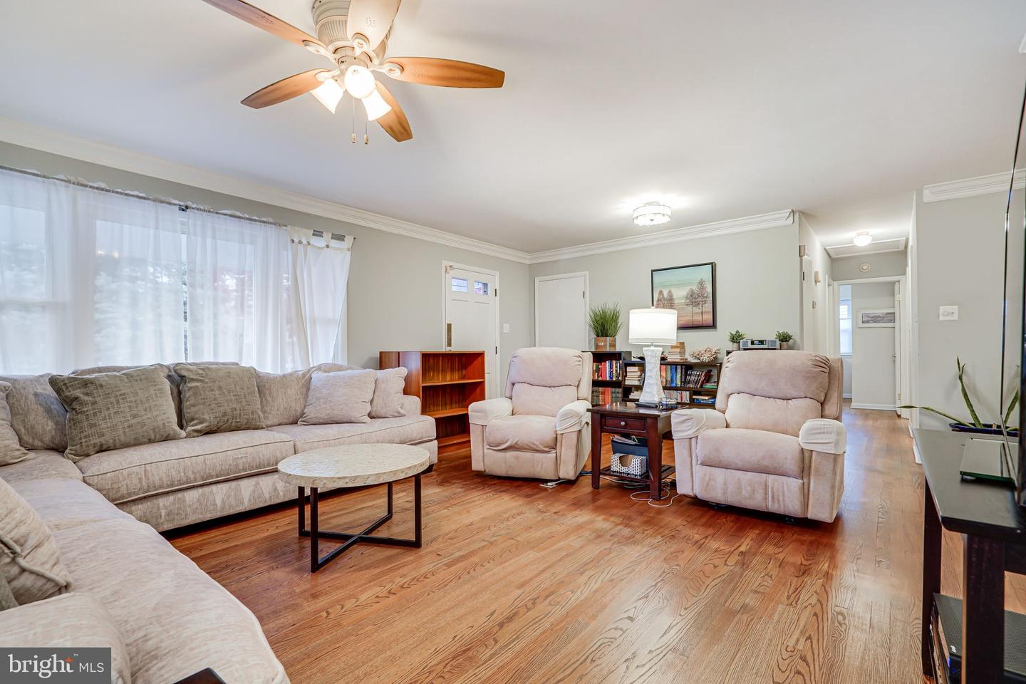 1116 Young PLACE