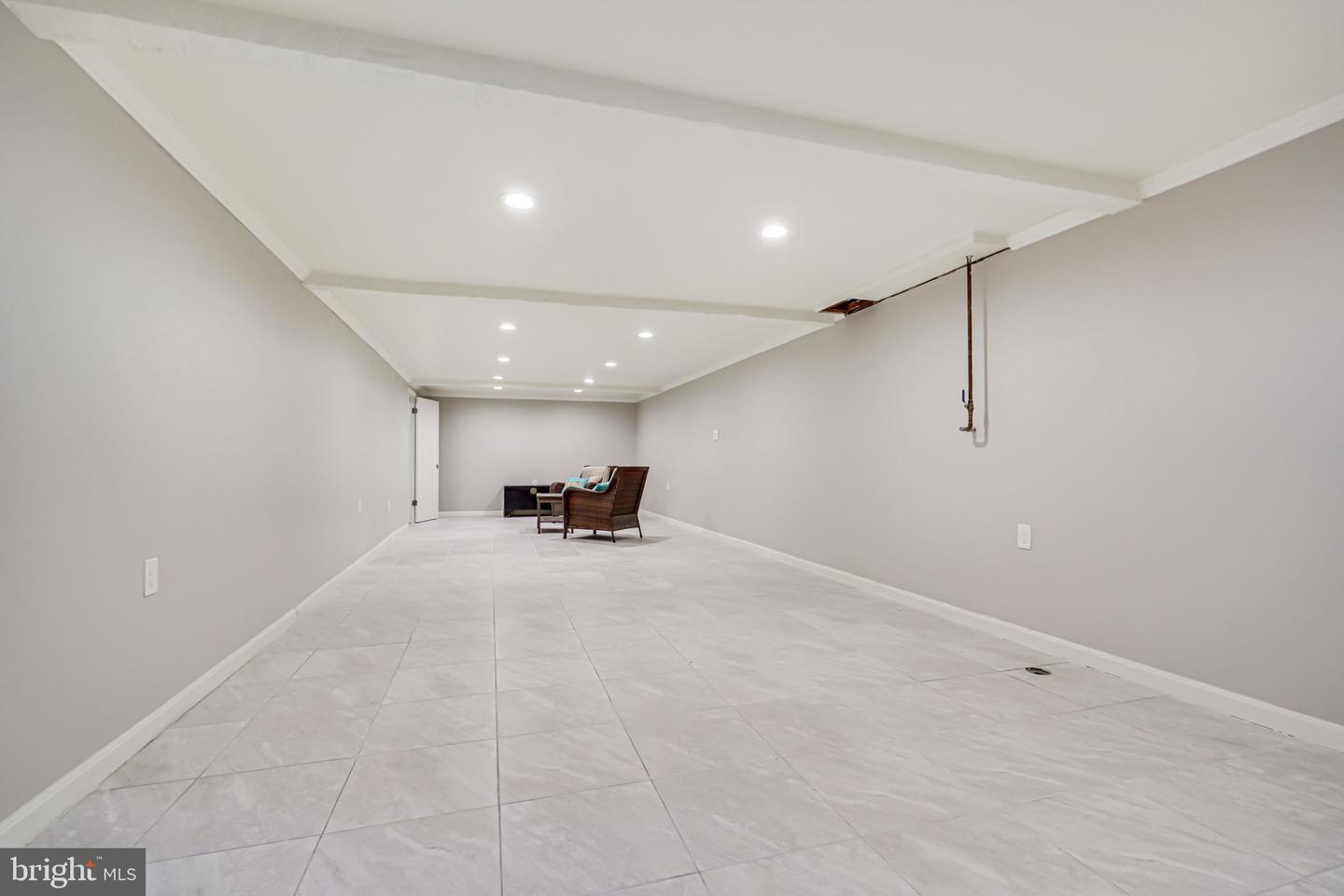 1116 Young PLACE