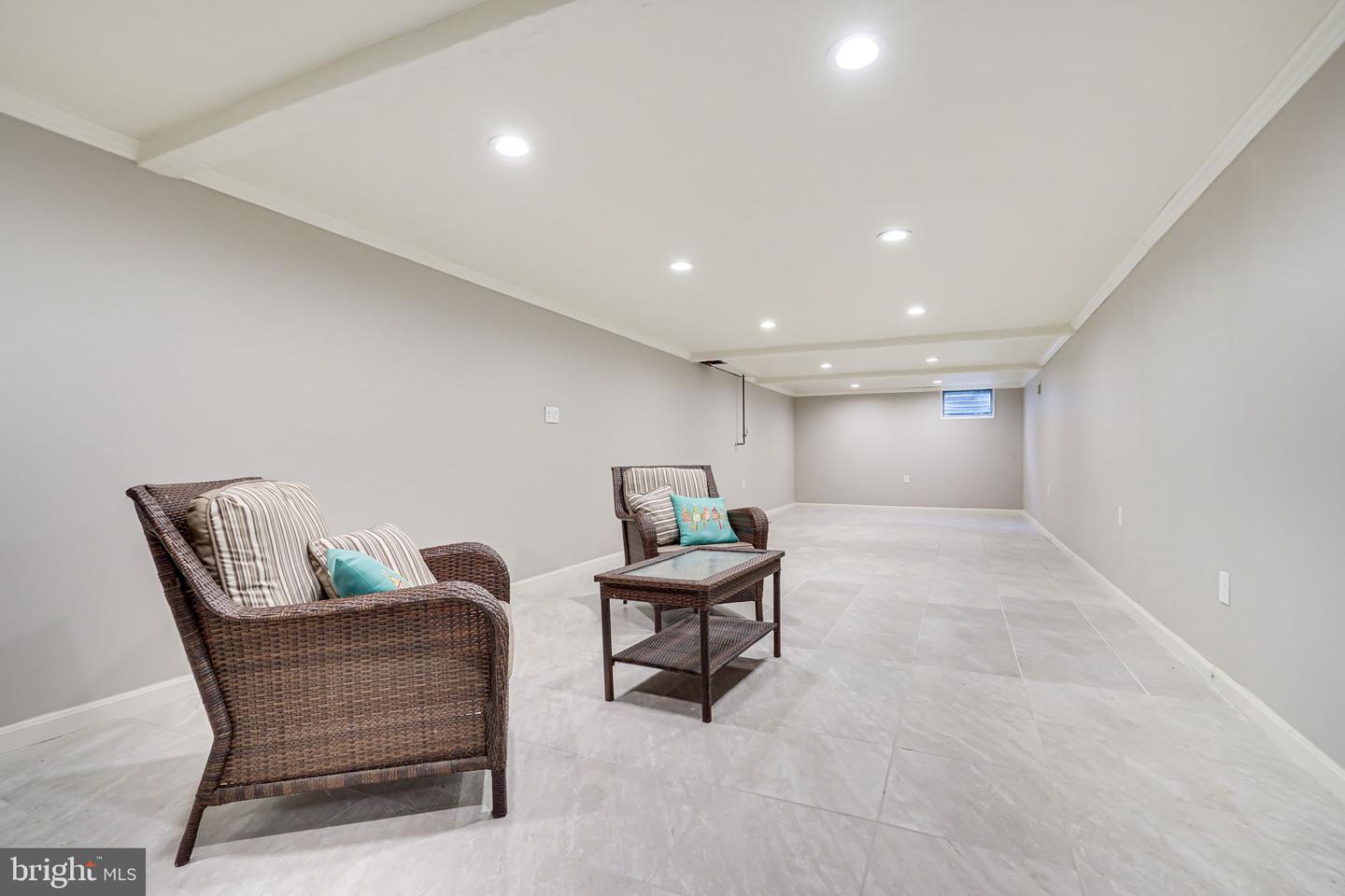1116 Young PLACE