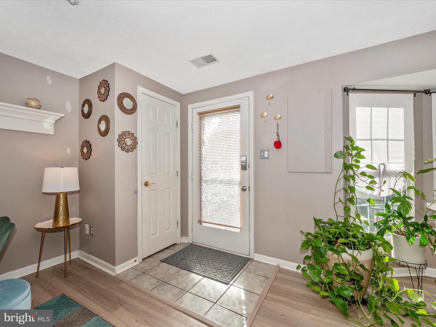 594 Boysenberry LANE