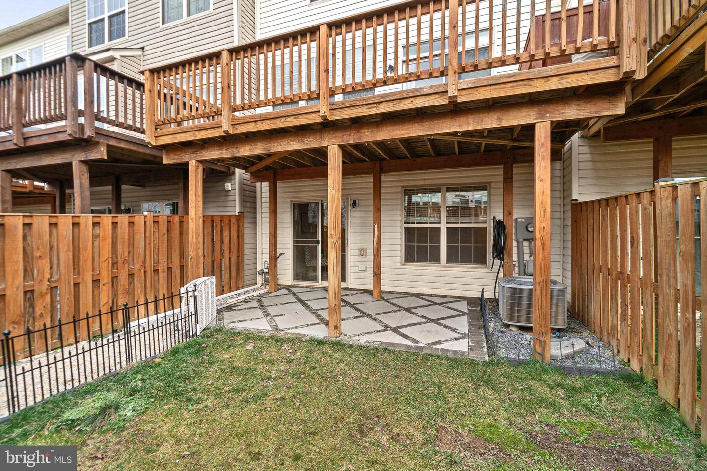6544 Newton DRIVE