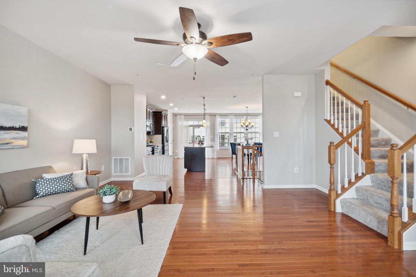 6544 Newton DRIVE