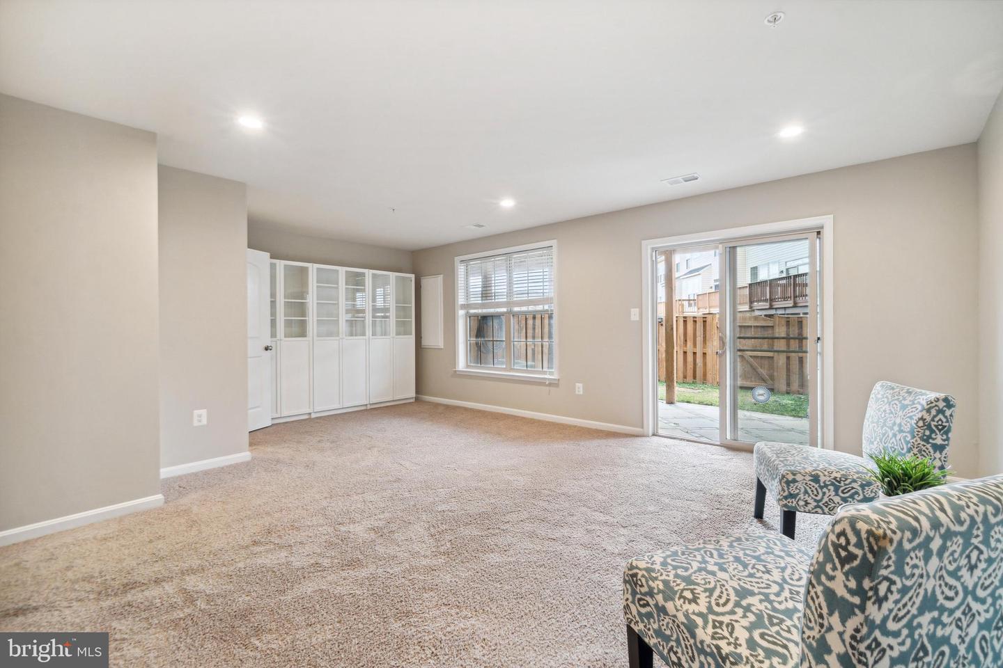 6544 Newton DRIVE