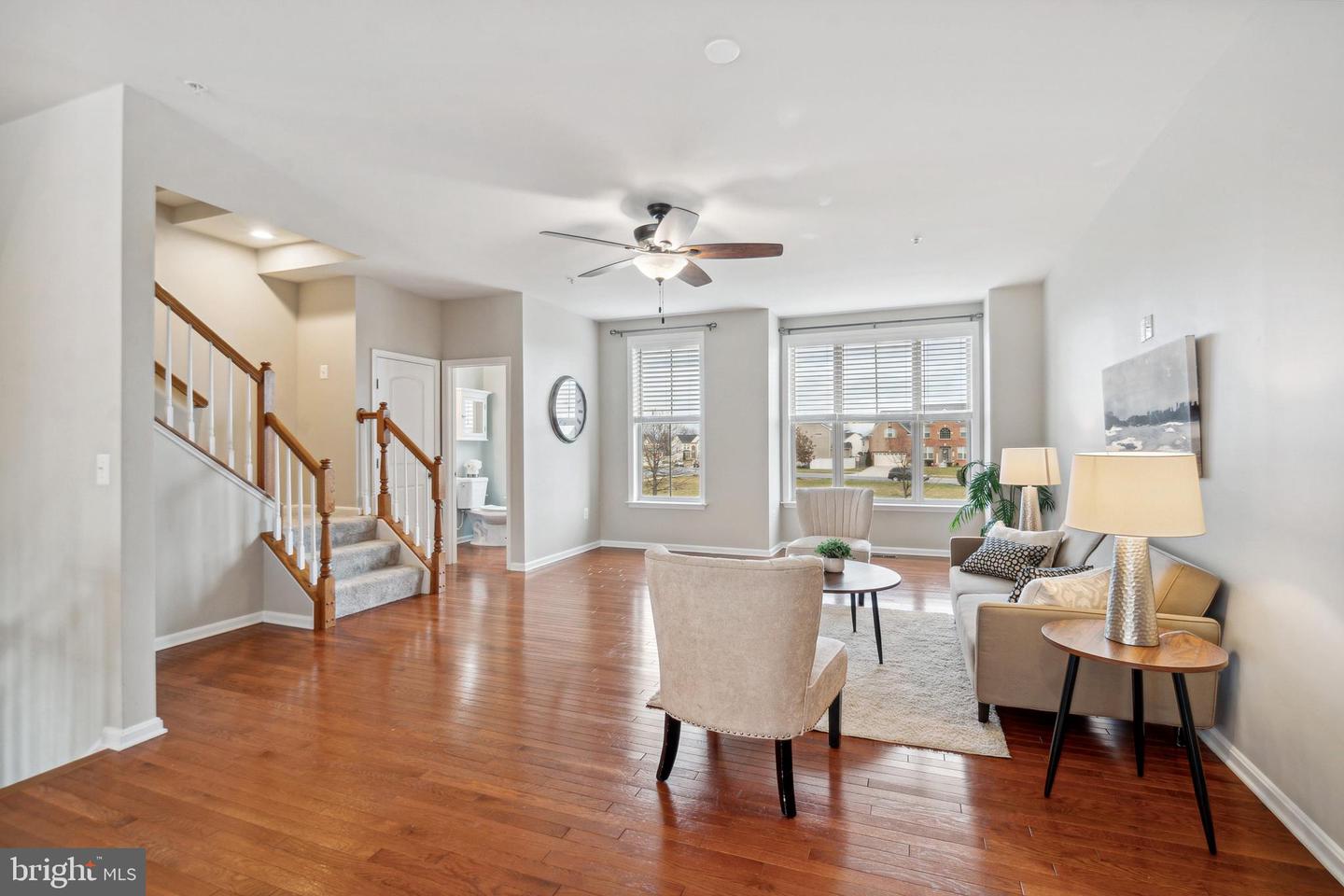 6544 Newton DRIVE