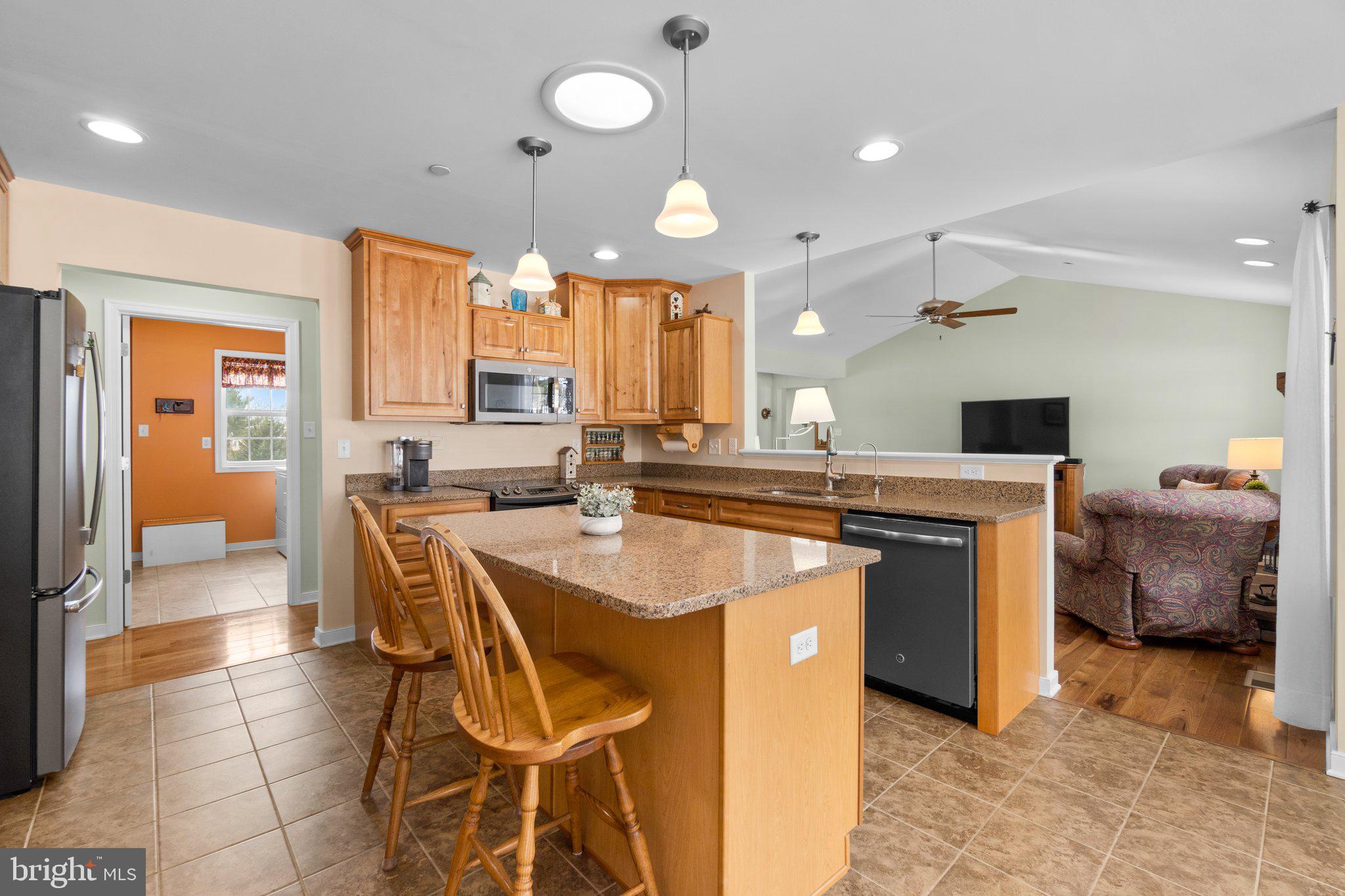 3434 Pecan COURT