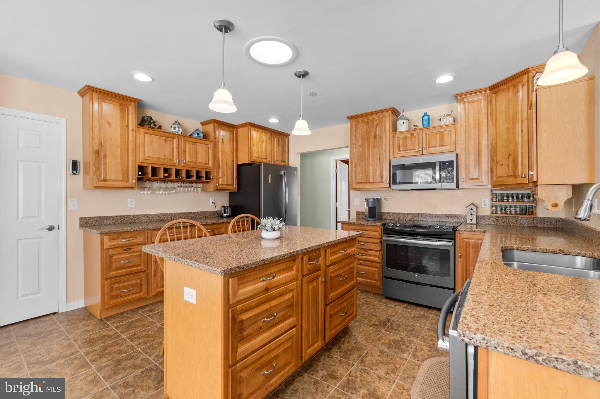 3434 Pecan COURT