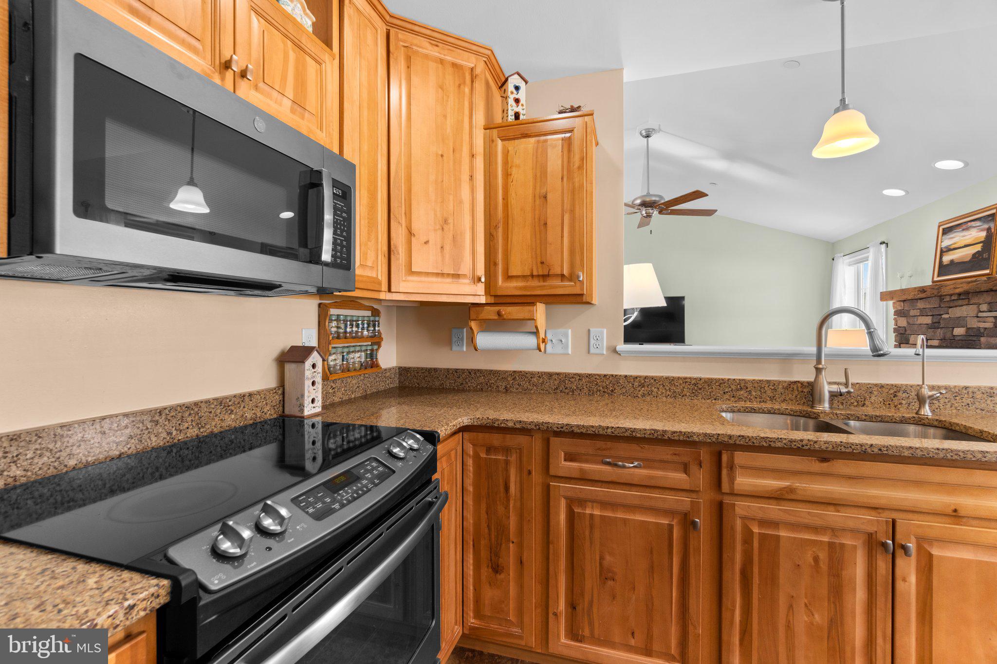 3434 Pecan COURT