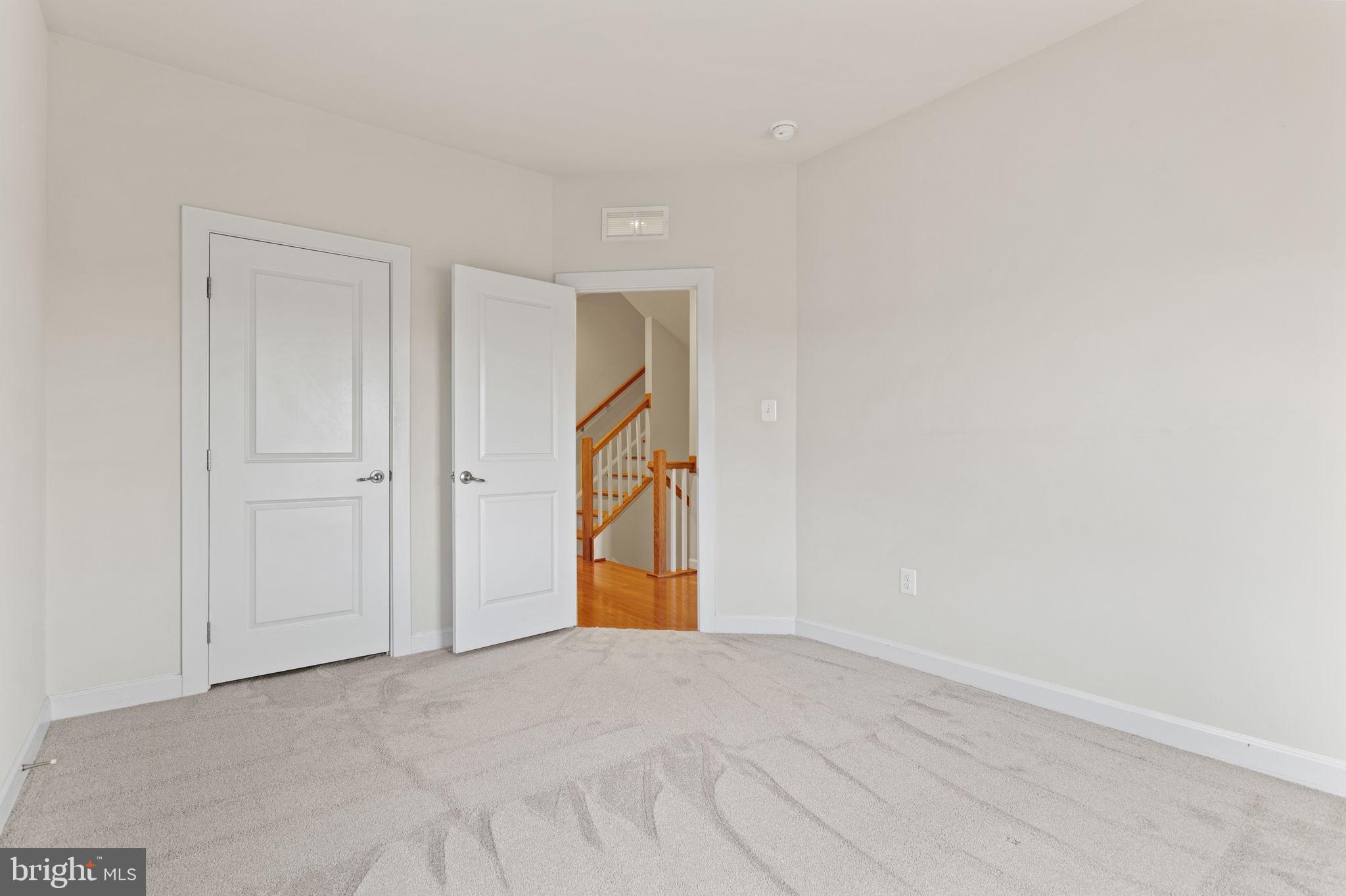 9152 Kenway Lane