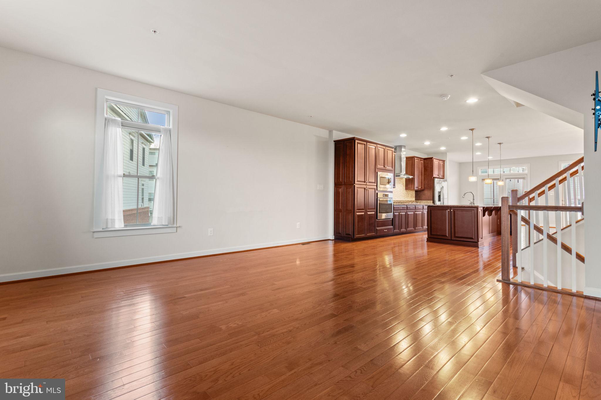 9152 Kenway Lane