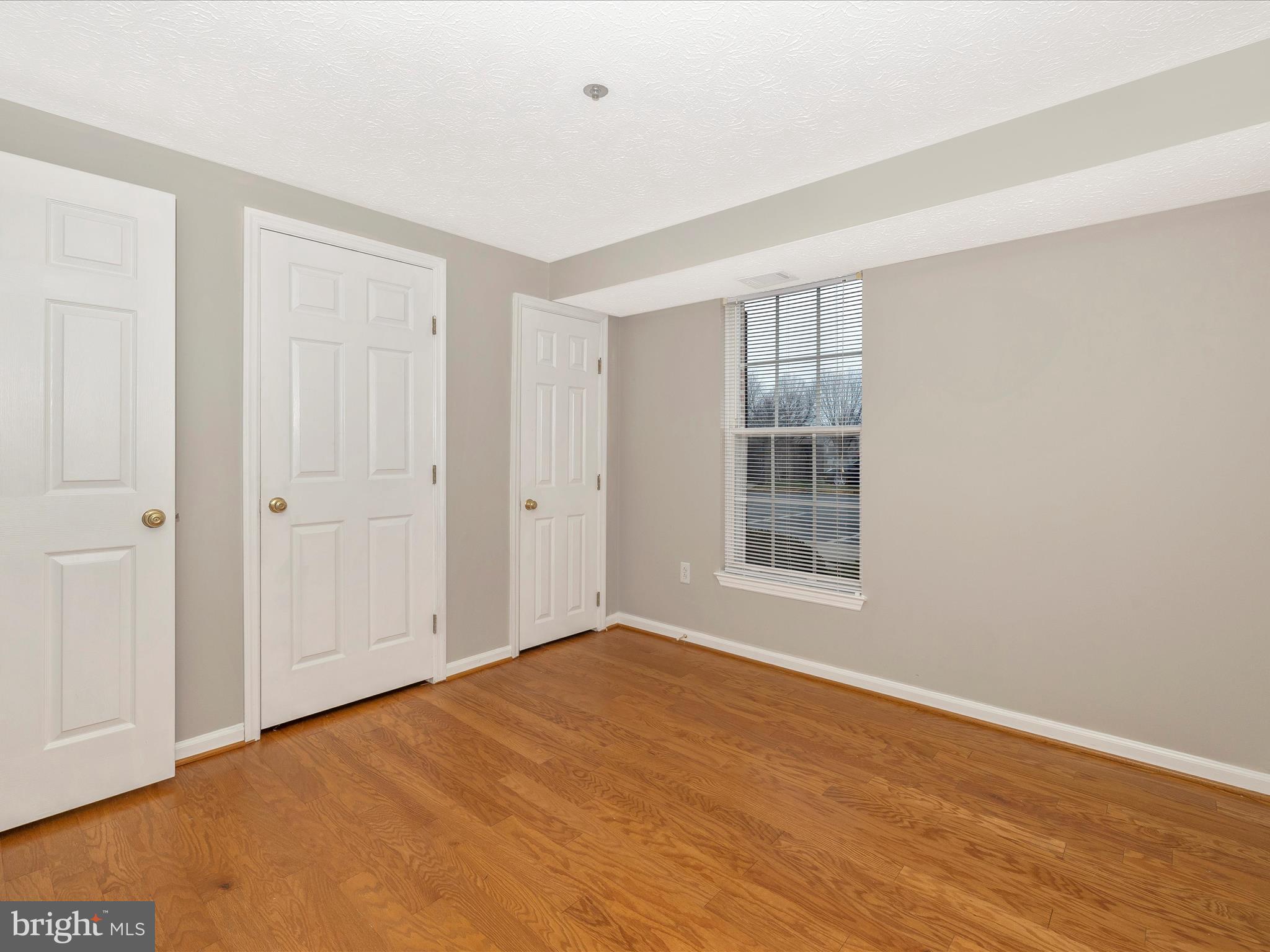 617 Himes Ave #Vi101